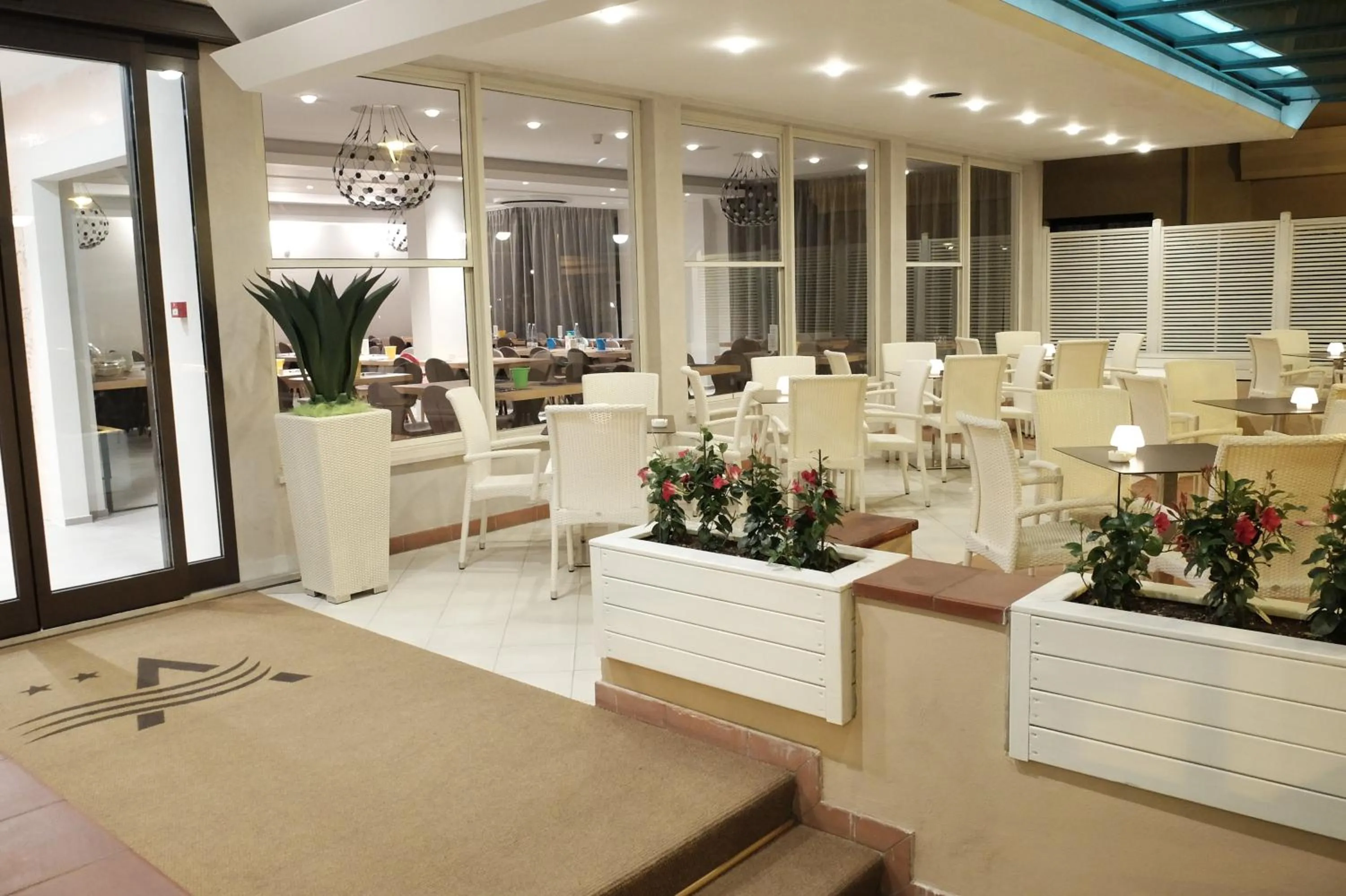 Facade/entrance in Hotel Aurea