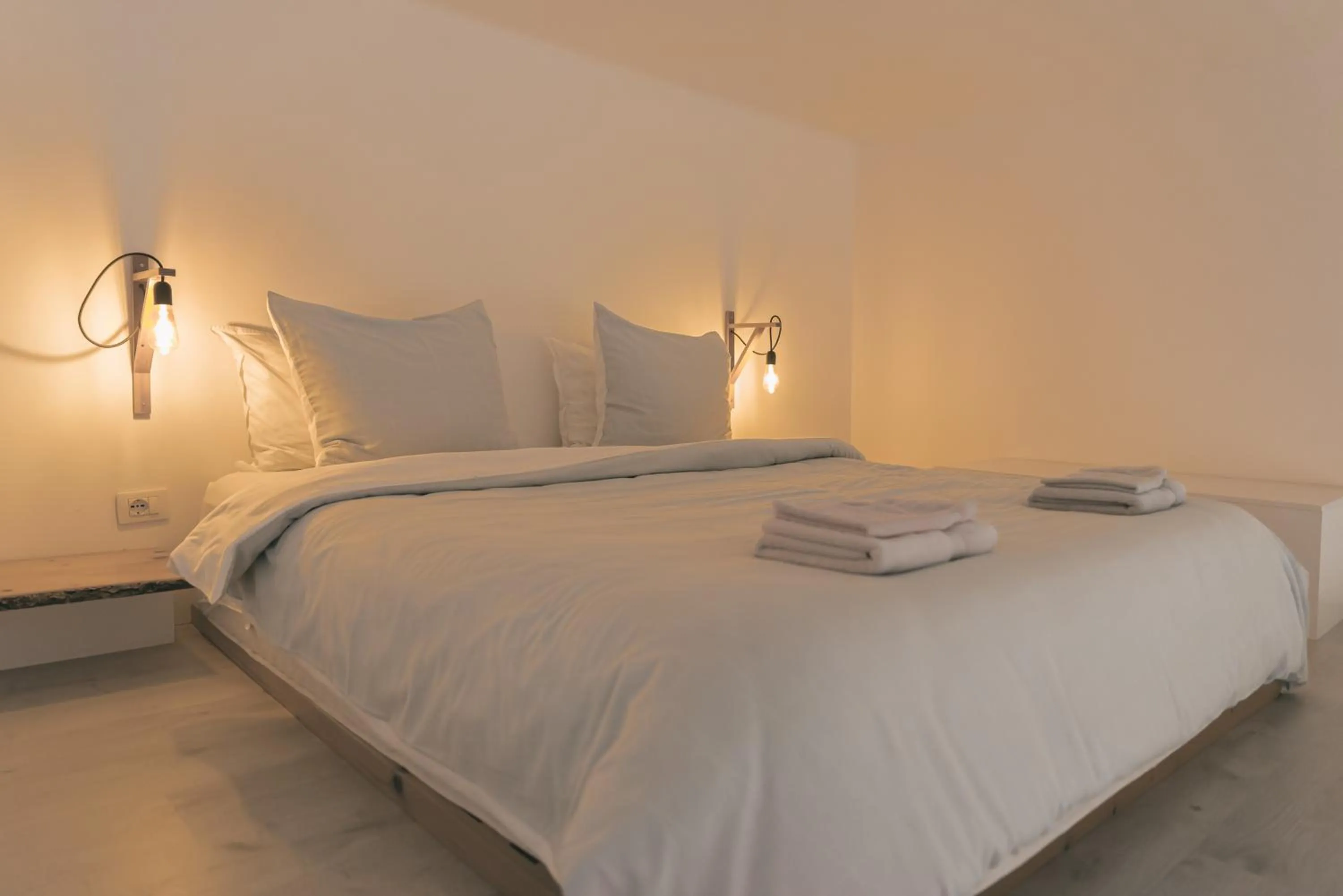 Bed in Sun&Moon Ohridlake Apartments