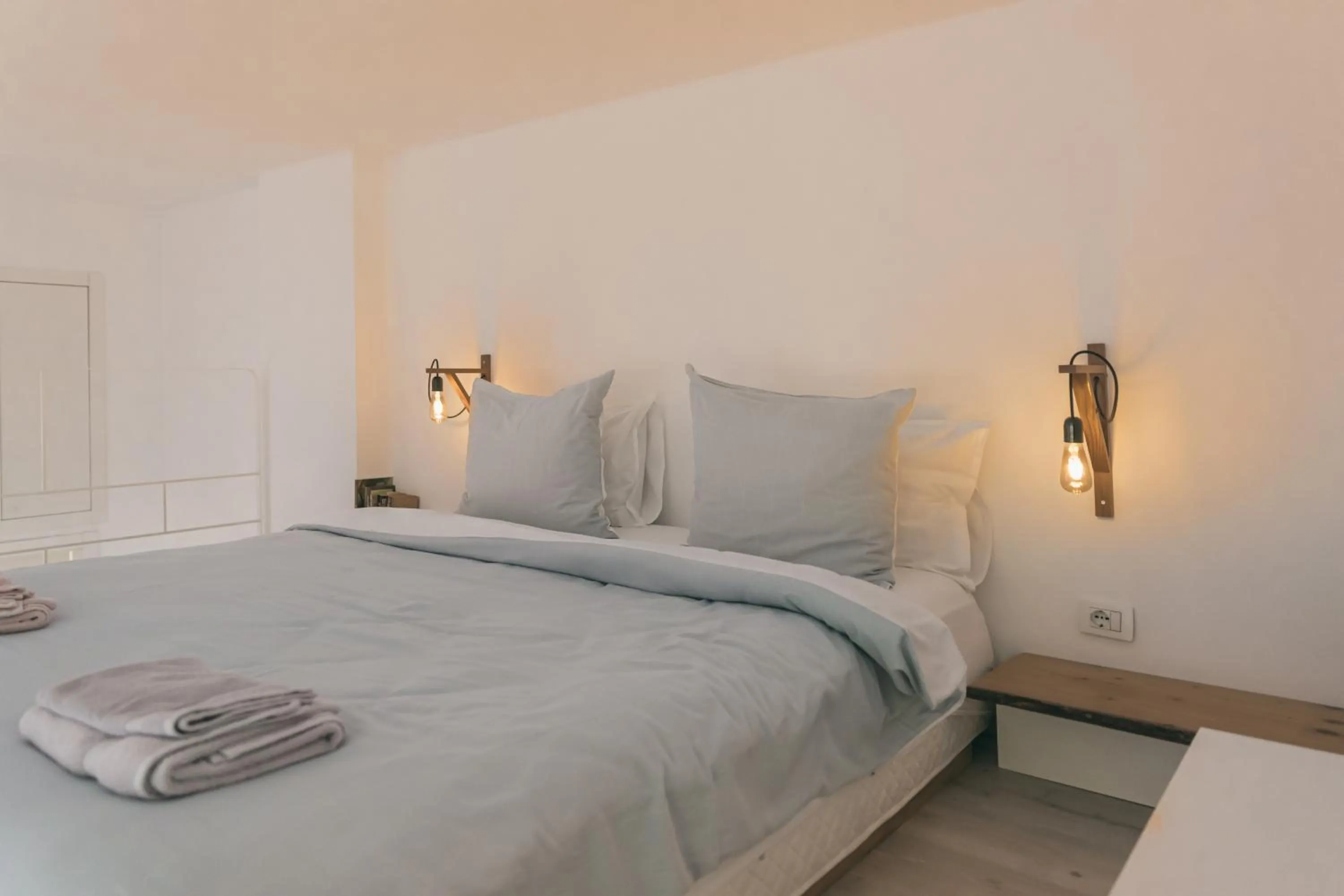 Bed in Sun&Moon Ohridlake Apartments