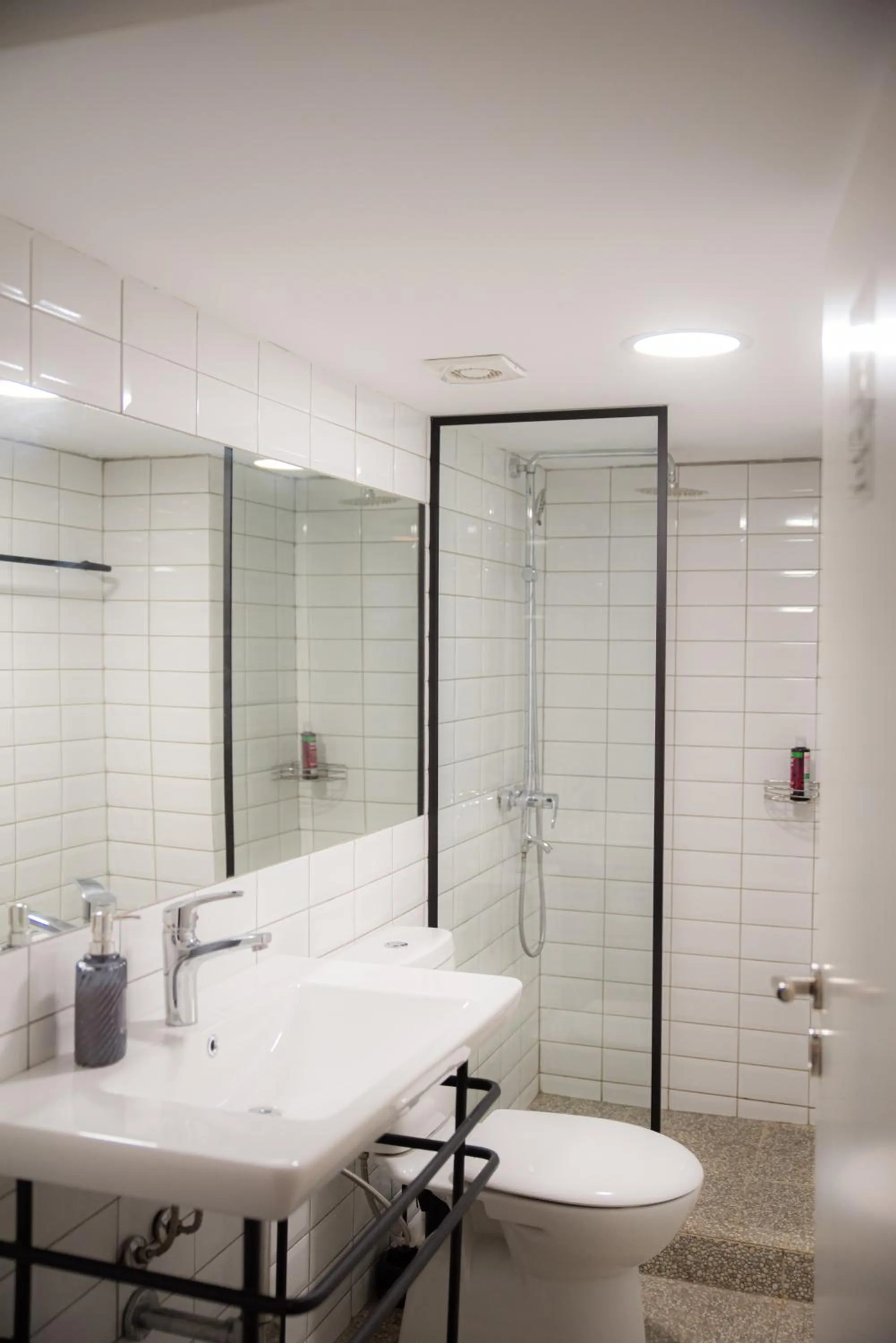 Shower in Sun&Moon Ohridlake Apartments