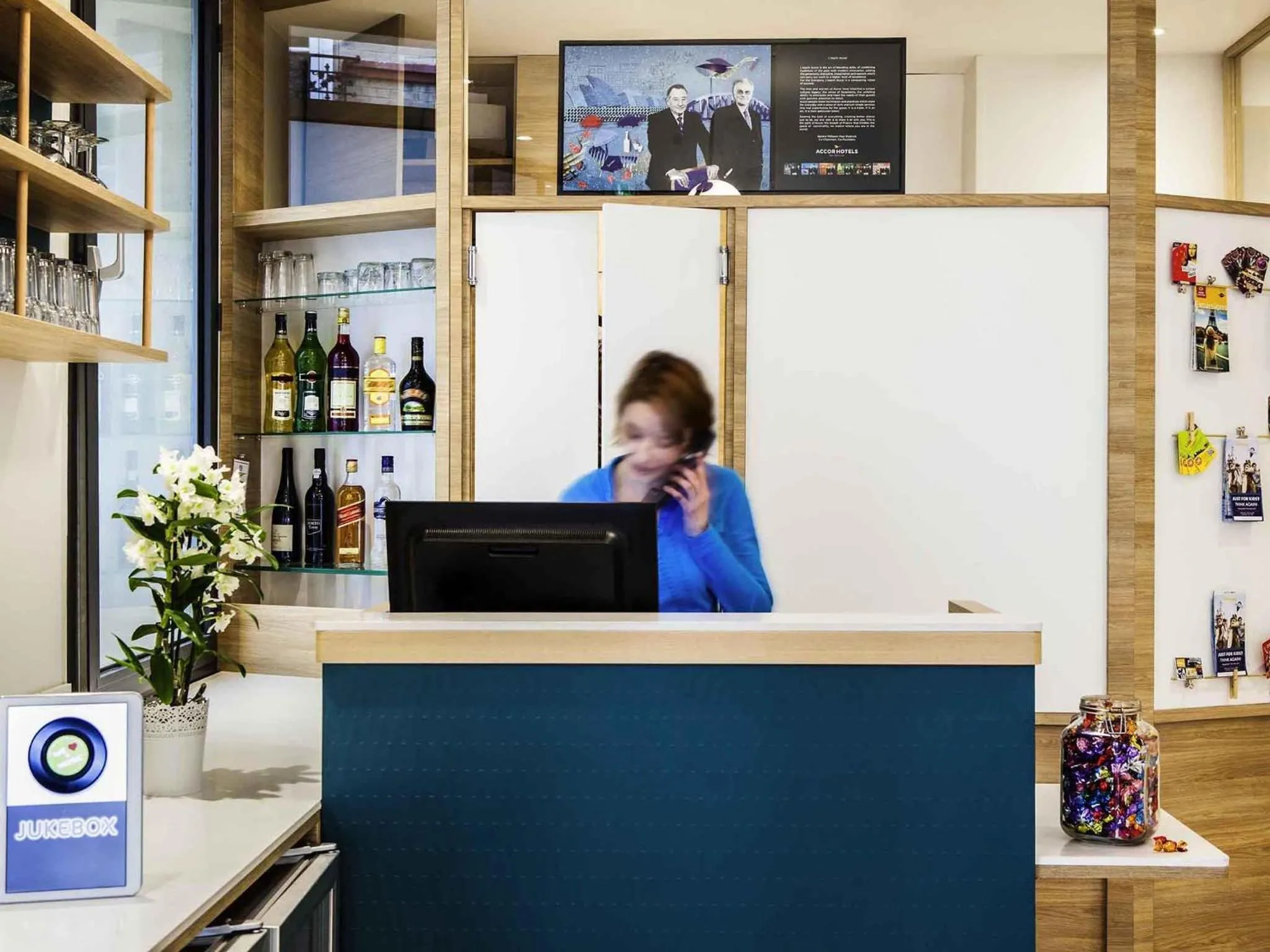 Lounge or bar in ibis Styles Paris Nation Porte De Montreuil