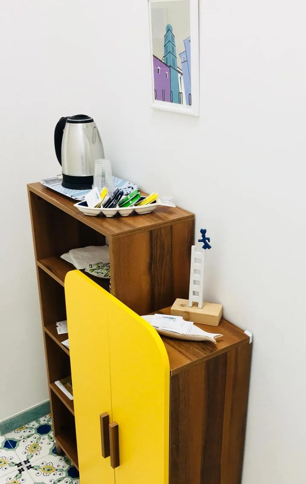 Coffee/tea facilities in L'ALICE B&B