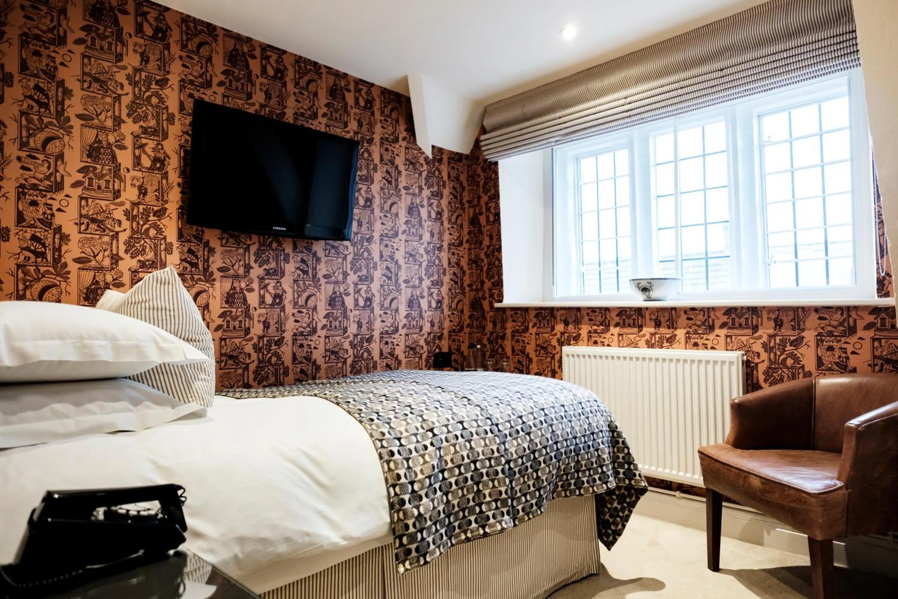 Bedroom, Bed in The Close Hotel