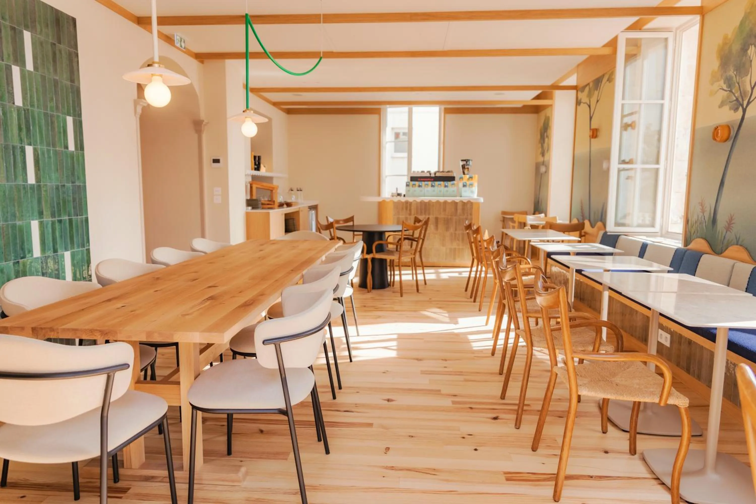 Restaurant/places to eat in Hotel Saint Julien