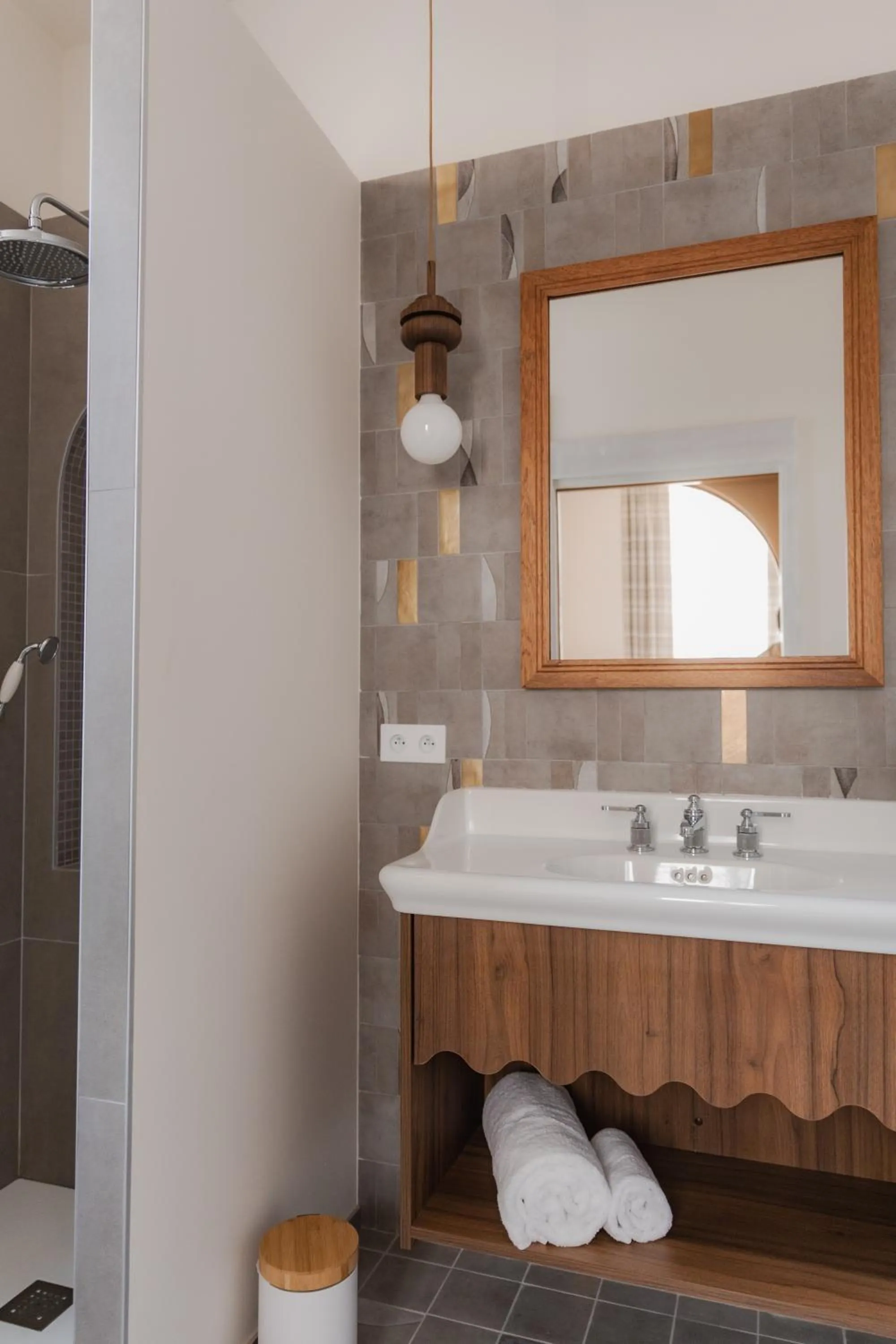 Bathroom in Hotel Saint Julien