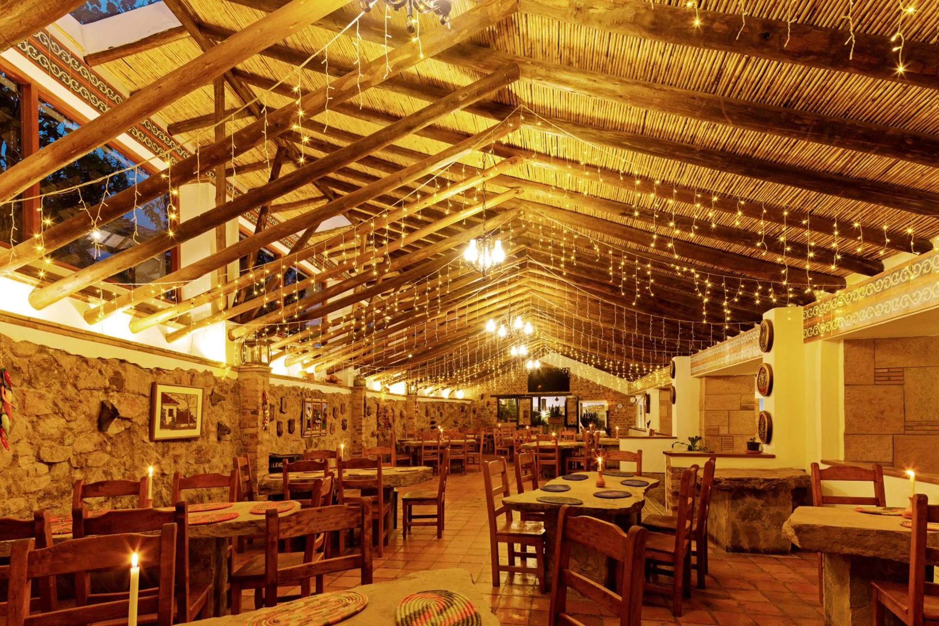 Restaurant/places to eat in Hospederia Centro de Convenciones Duruelo