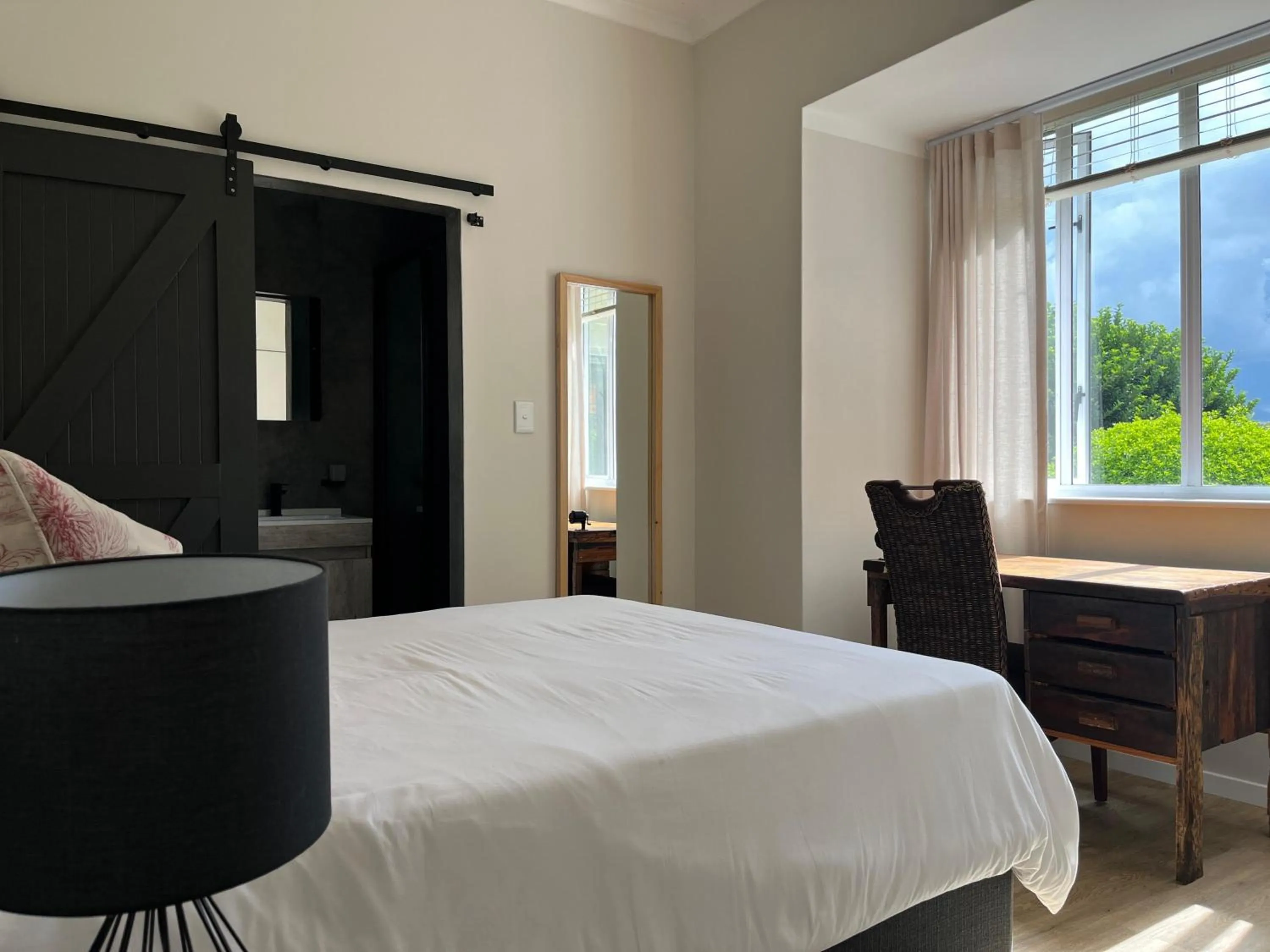 Photo of the whole room, Bed in 66 On Monzali 4 Star Luxury Guesthouse