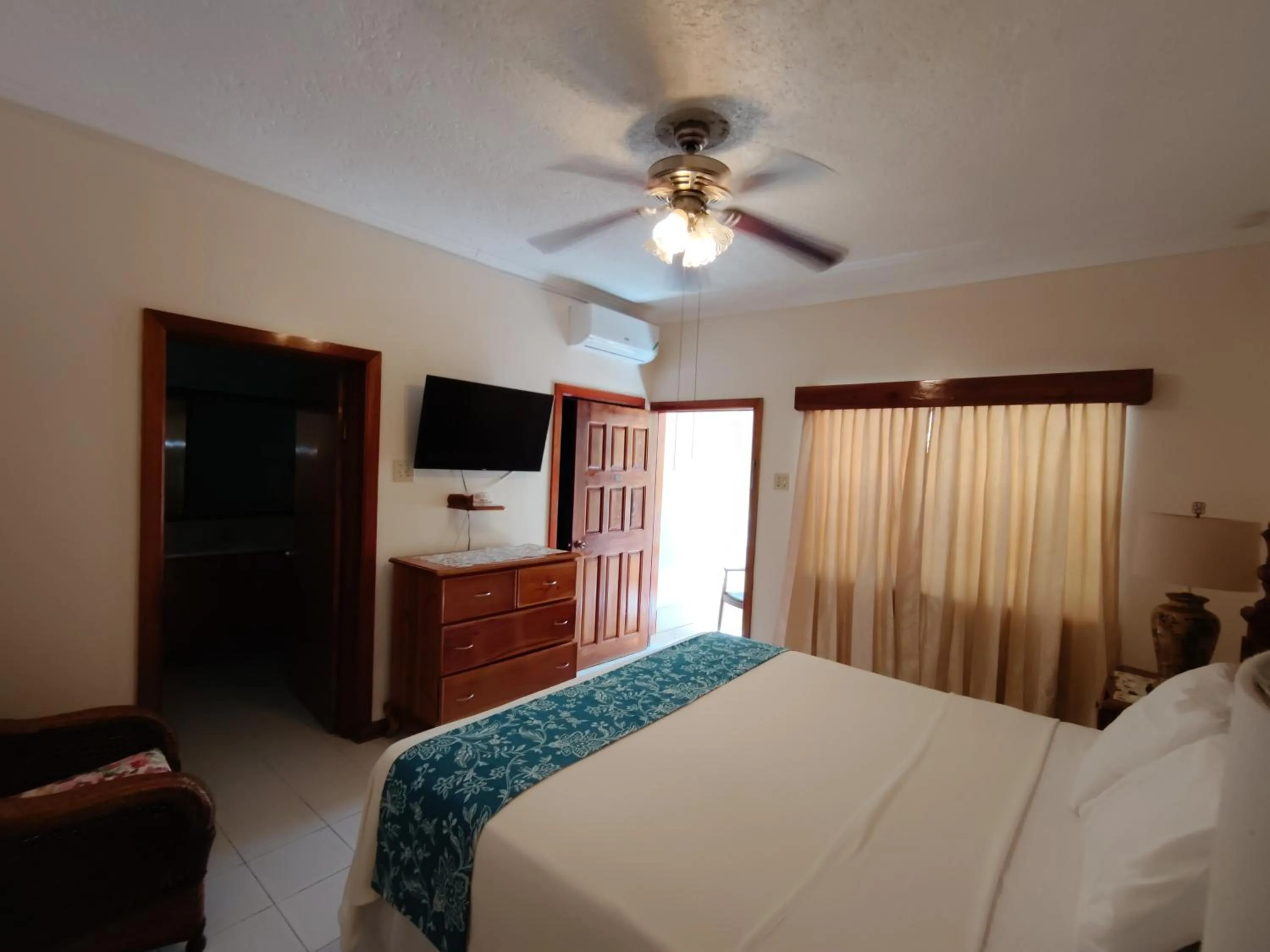 Bedroom, Bed in Rayon Hotel