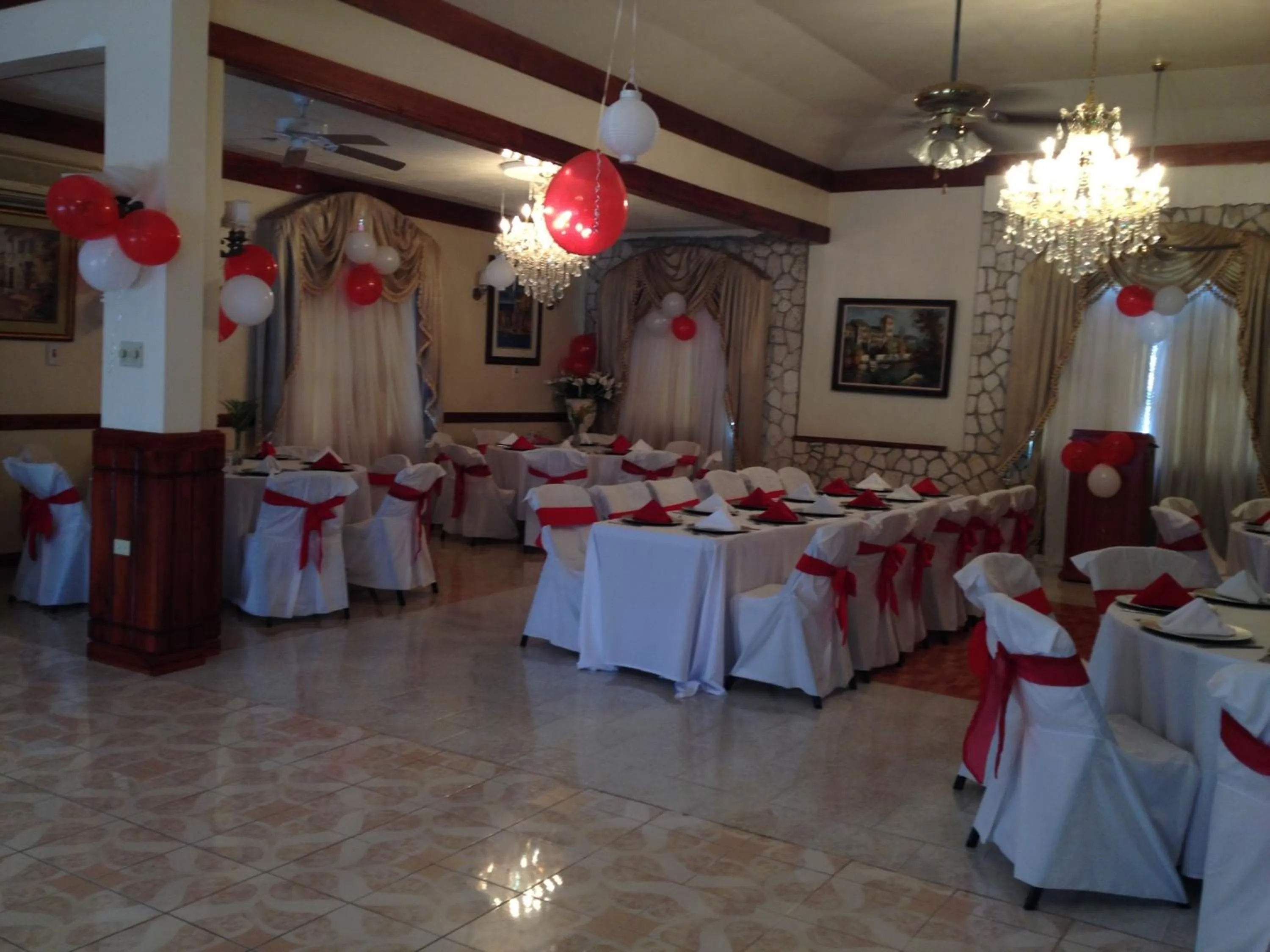 Banquet/Function facilities in Rayon Hotel