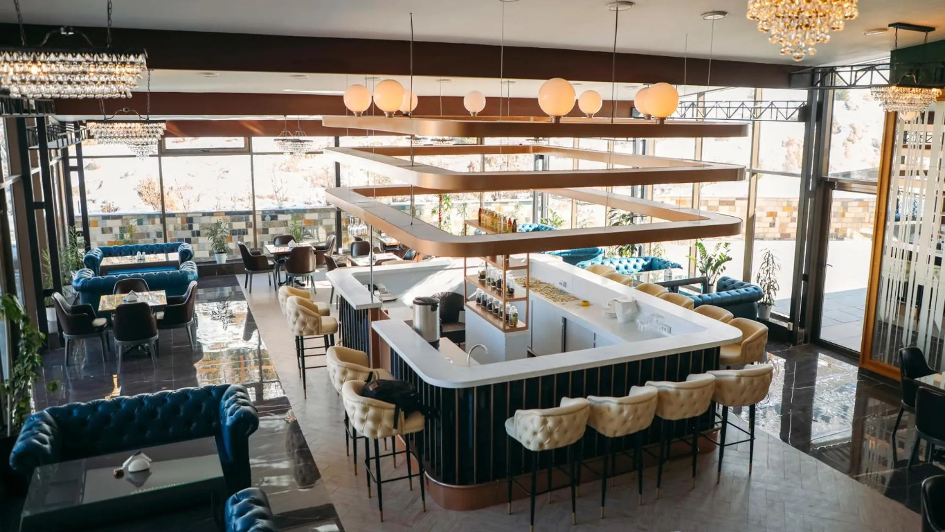 Restaurant/places to eat in Jannat Resort