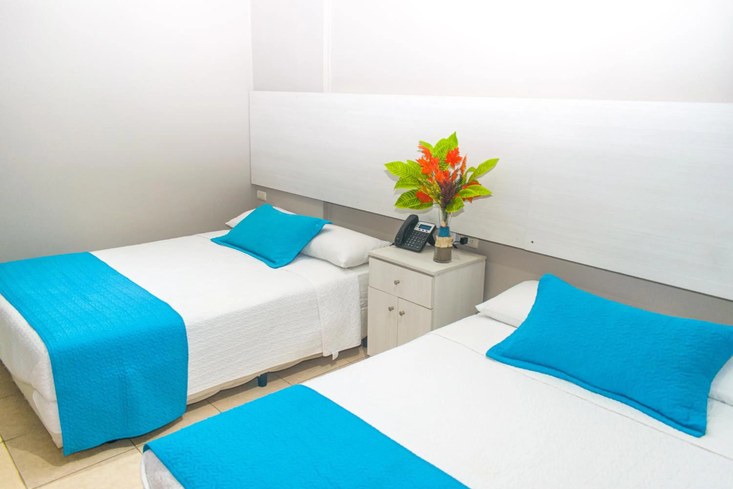 Photo of the whole room, Bed in Villa Kite