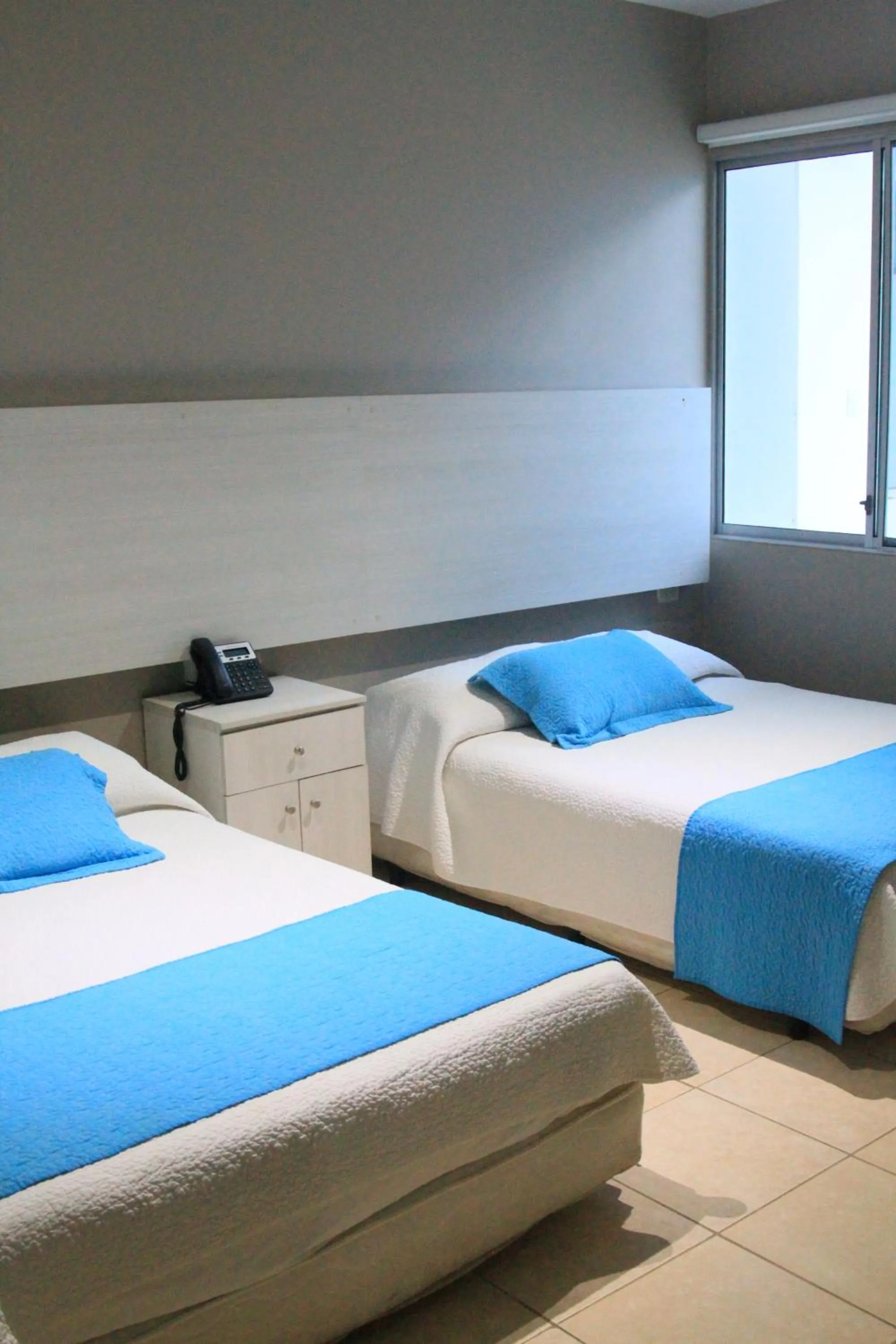 Photo of the whole room, Bed in Villa Kite