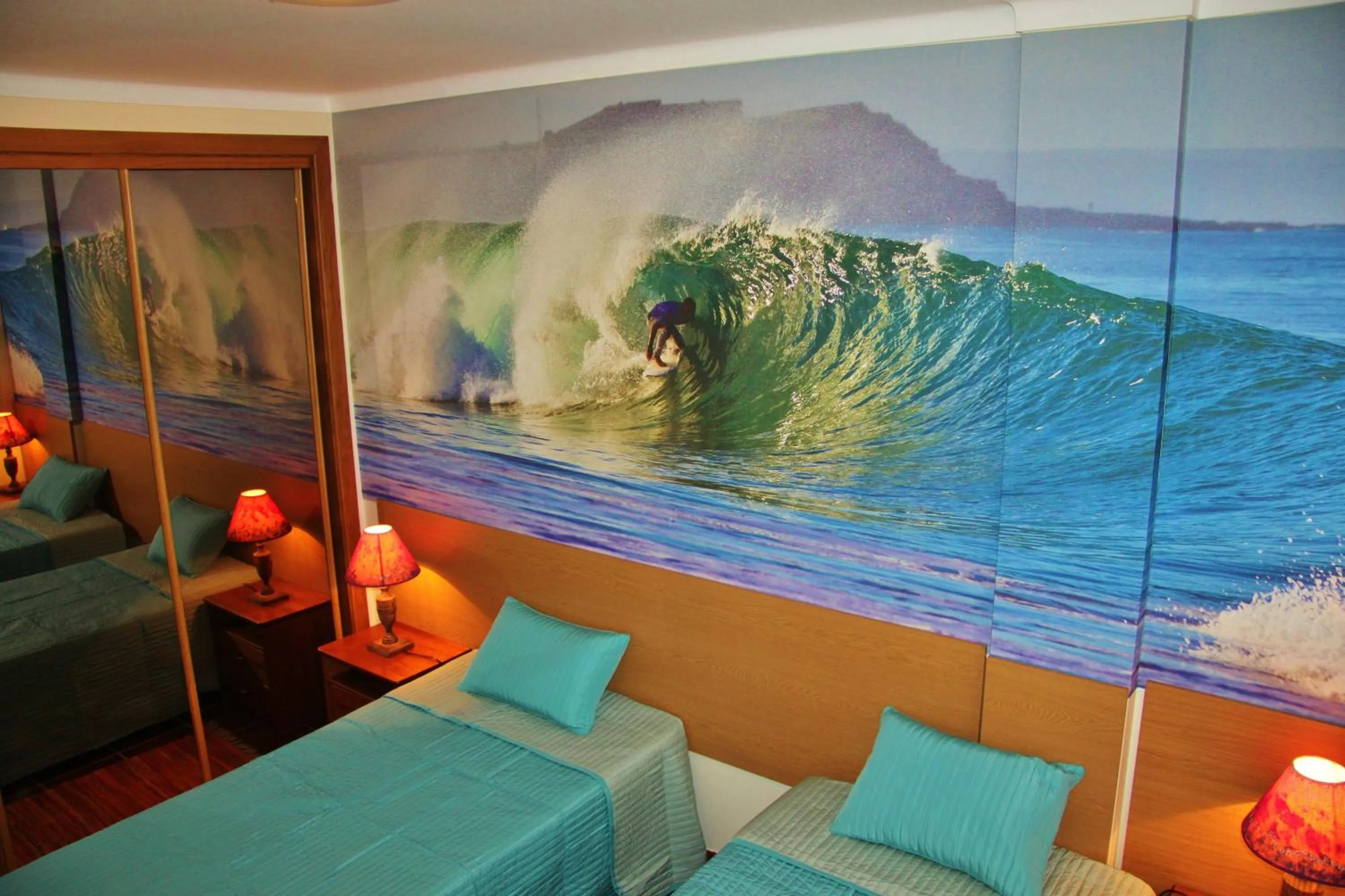 Bedroom in Supertubos Beach Hostel