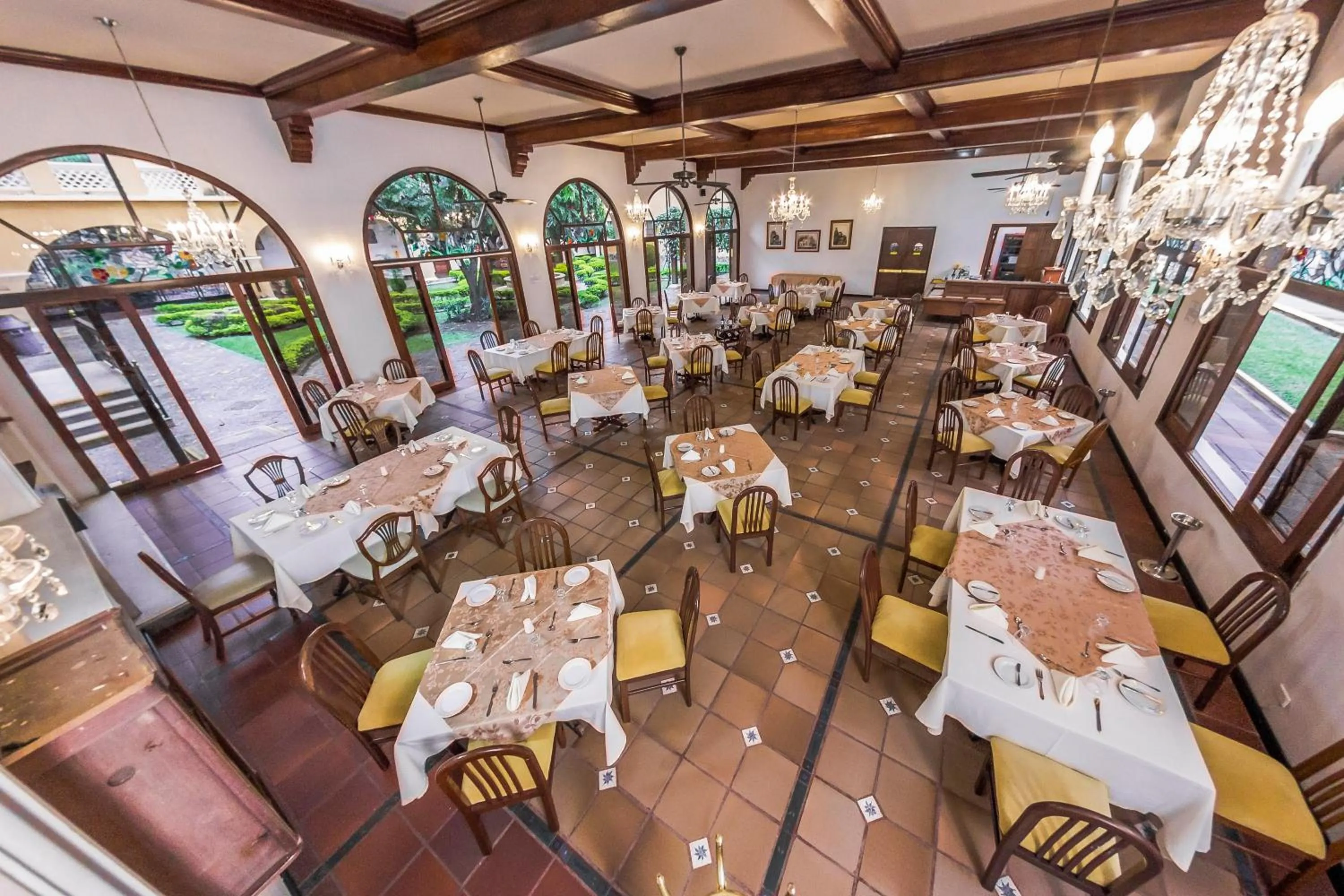 Restaurant/places to eat in Hotel Guadalajara