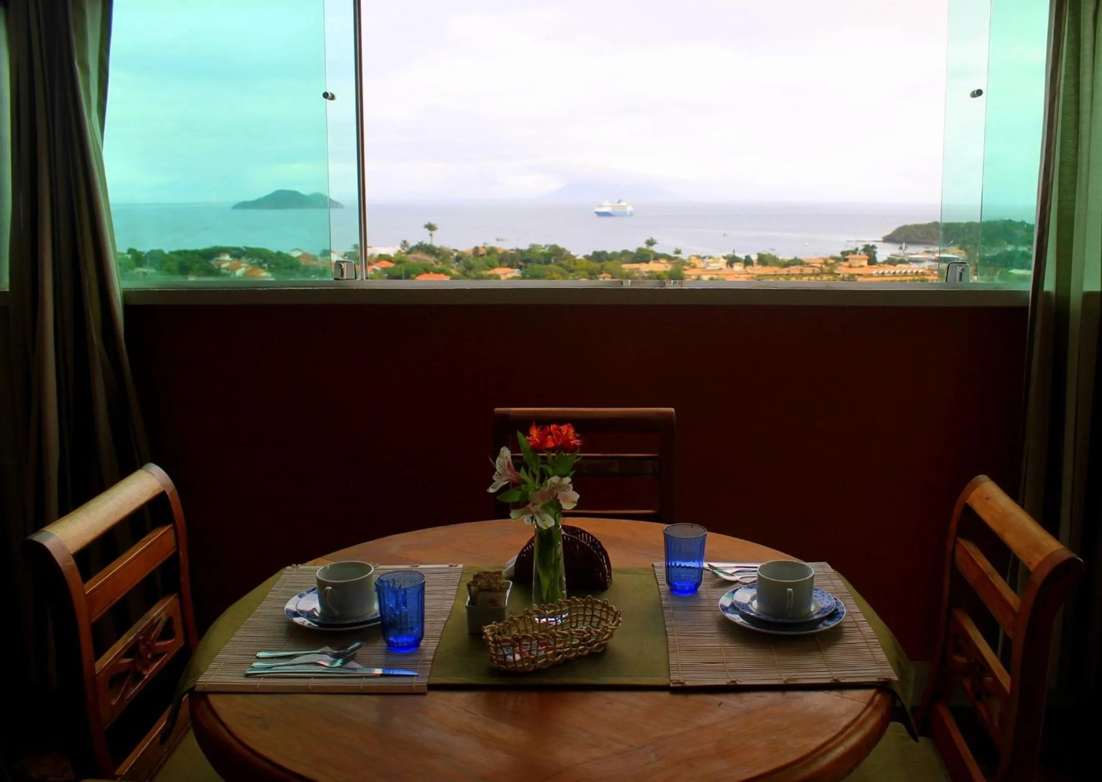 Restaurant/places to eat in Bella Vista Ocean View