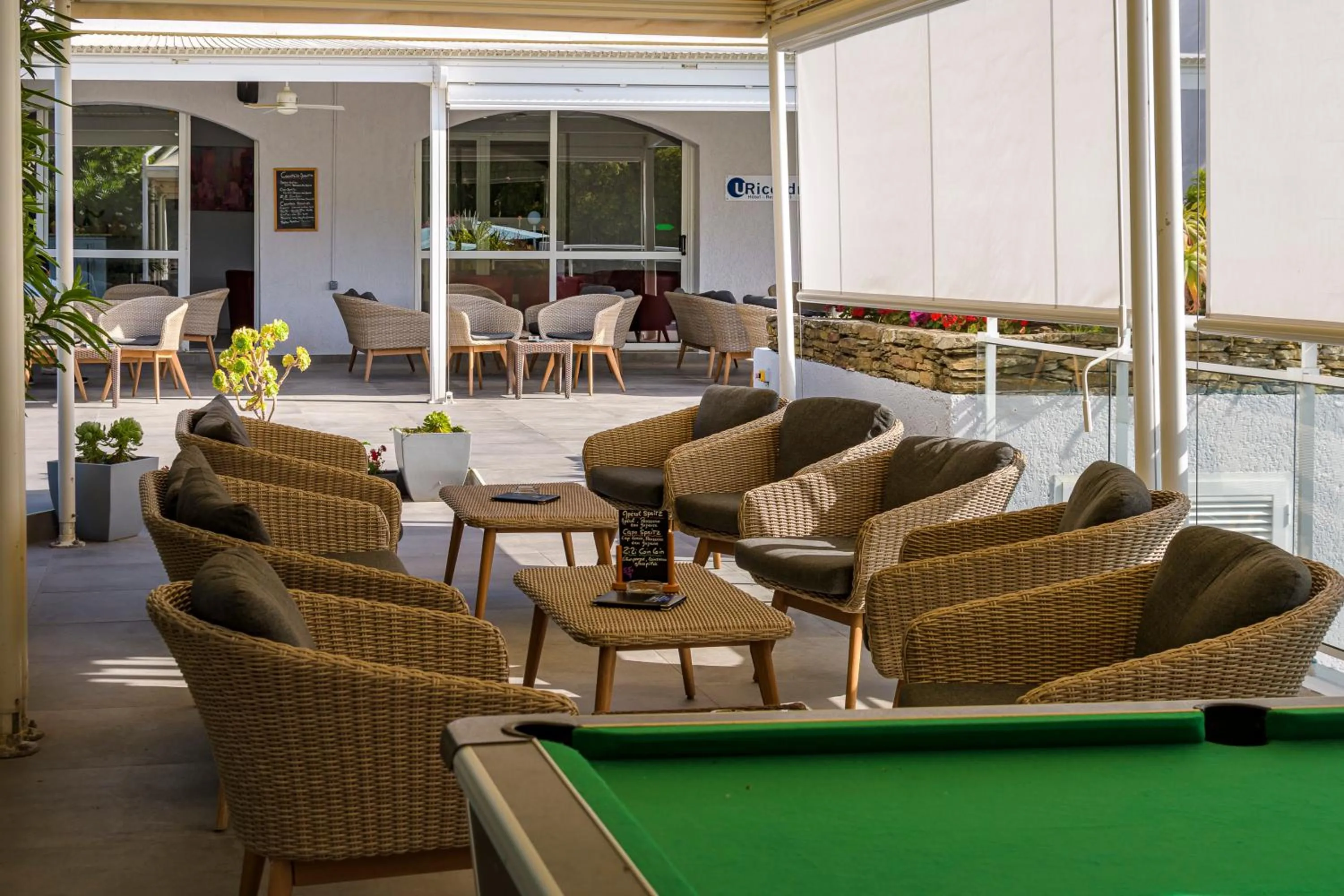 Lounge or bar in Hotel U Ricordu & Spa