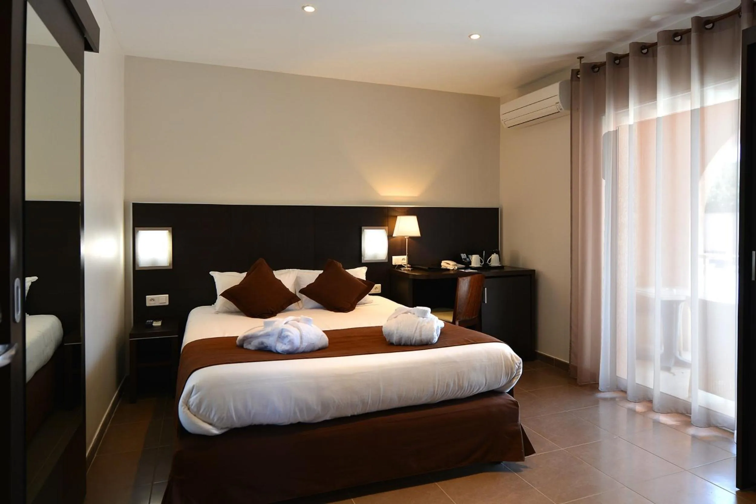 Bedroom, Bed in Hotel U Ricordu & Spa