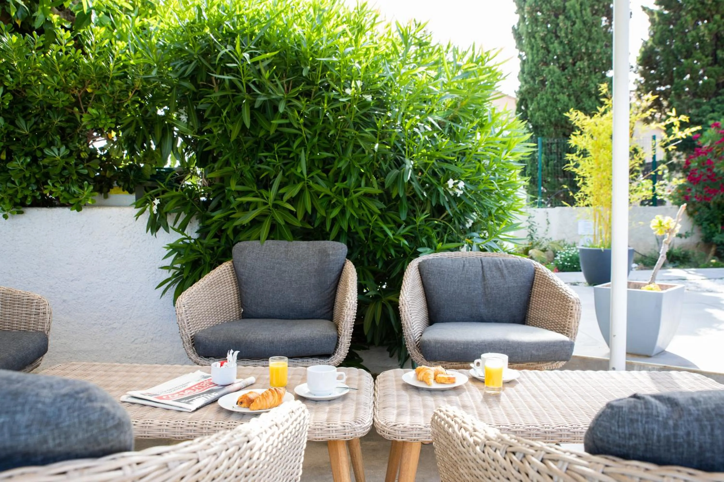 Lounge or bar in Hotel U Ricordu & Spa