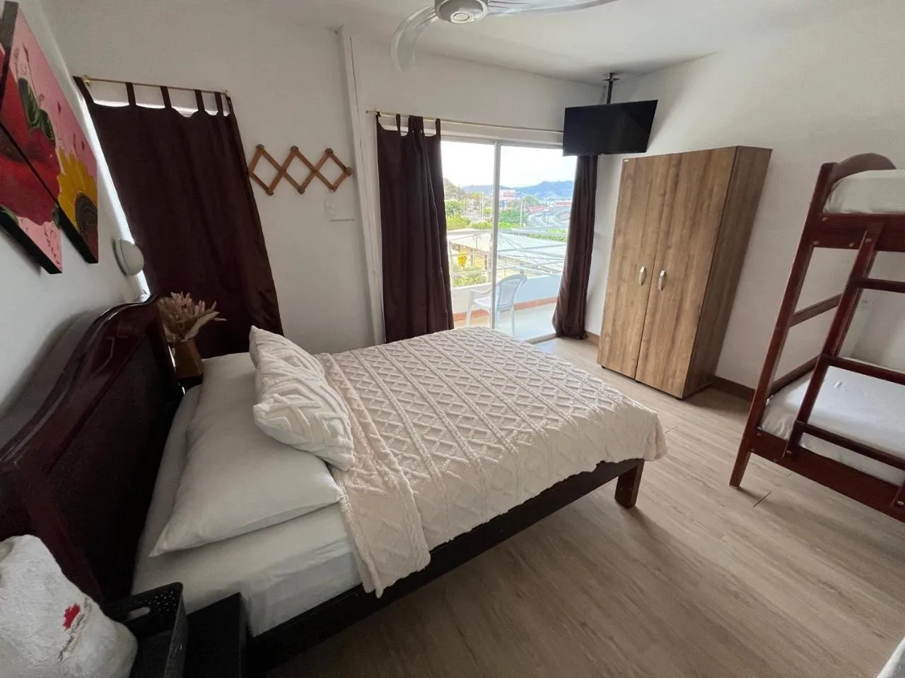 Photo of the whole room, Bed in Bahia B&B