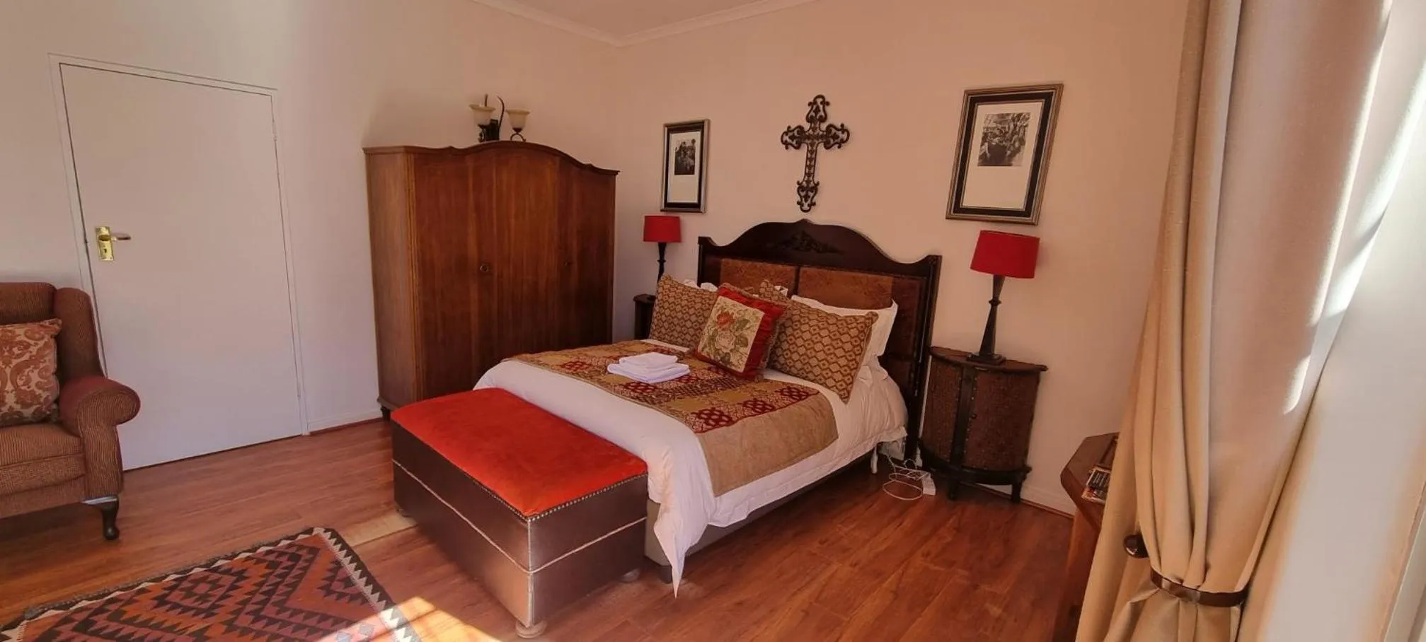 Bed in Frankfort Guesthouse