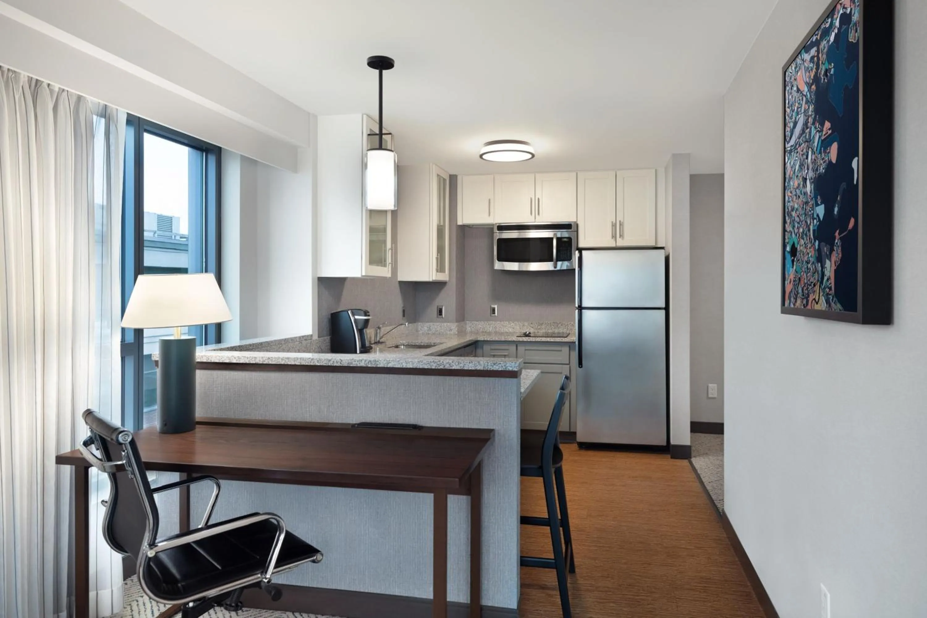 Kitchen or kitchenette in Residence Inn by Marriott Boston Back Bay/Fenway