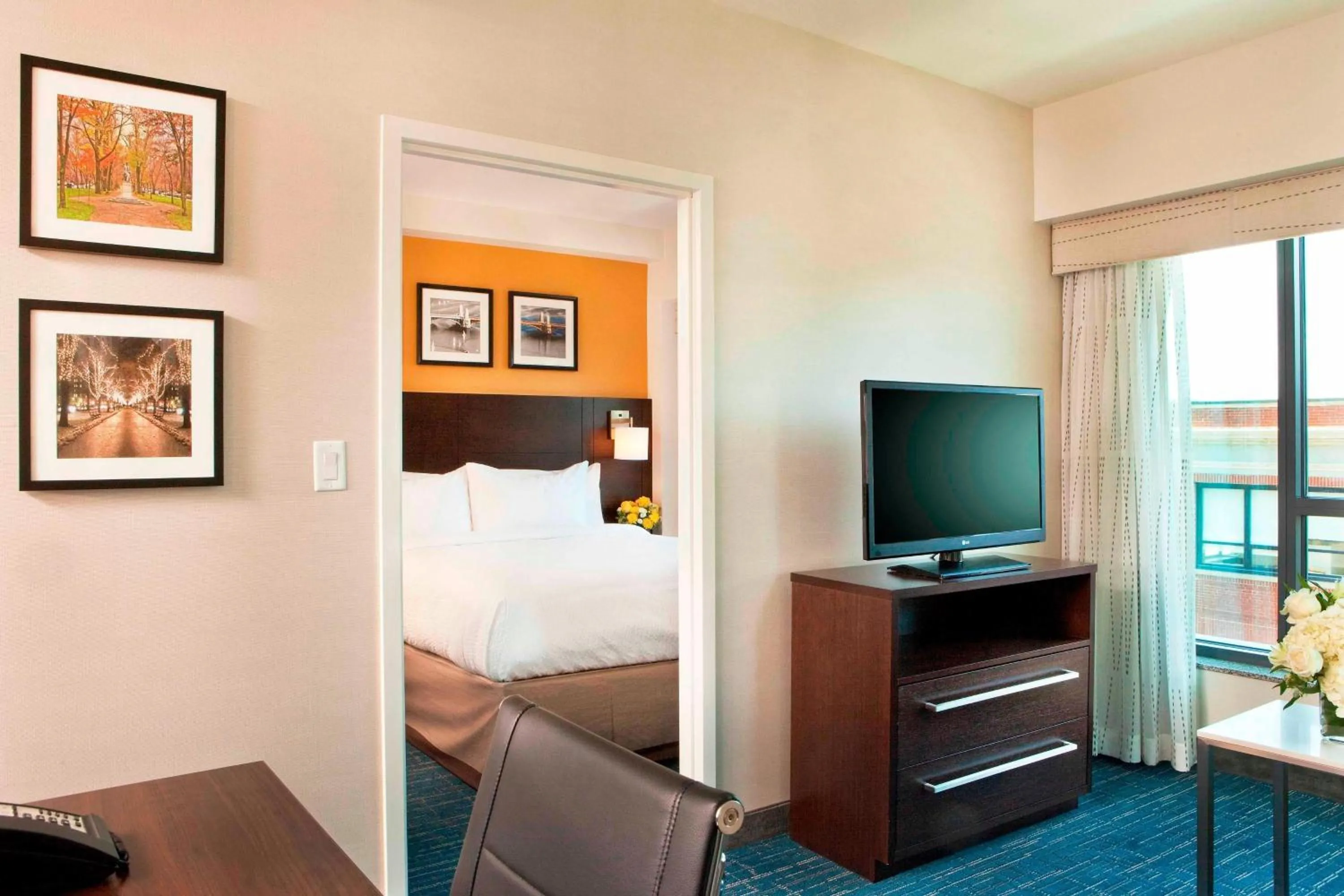 Bedroom, Bed in Residence Inn by Marriott Boston Back Bay/Fenway
