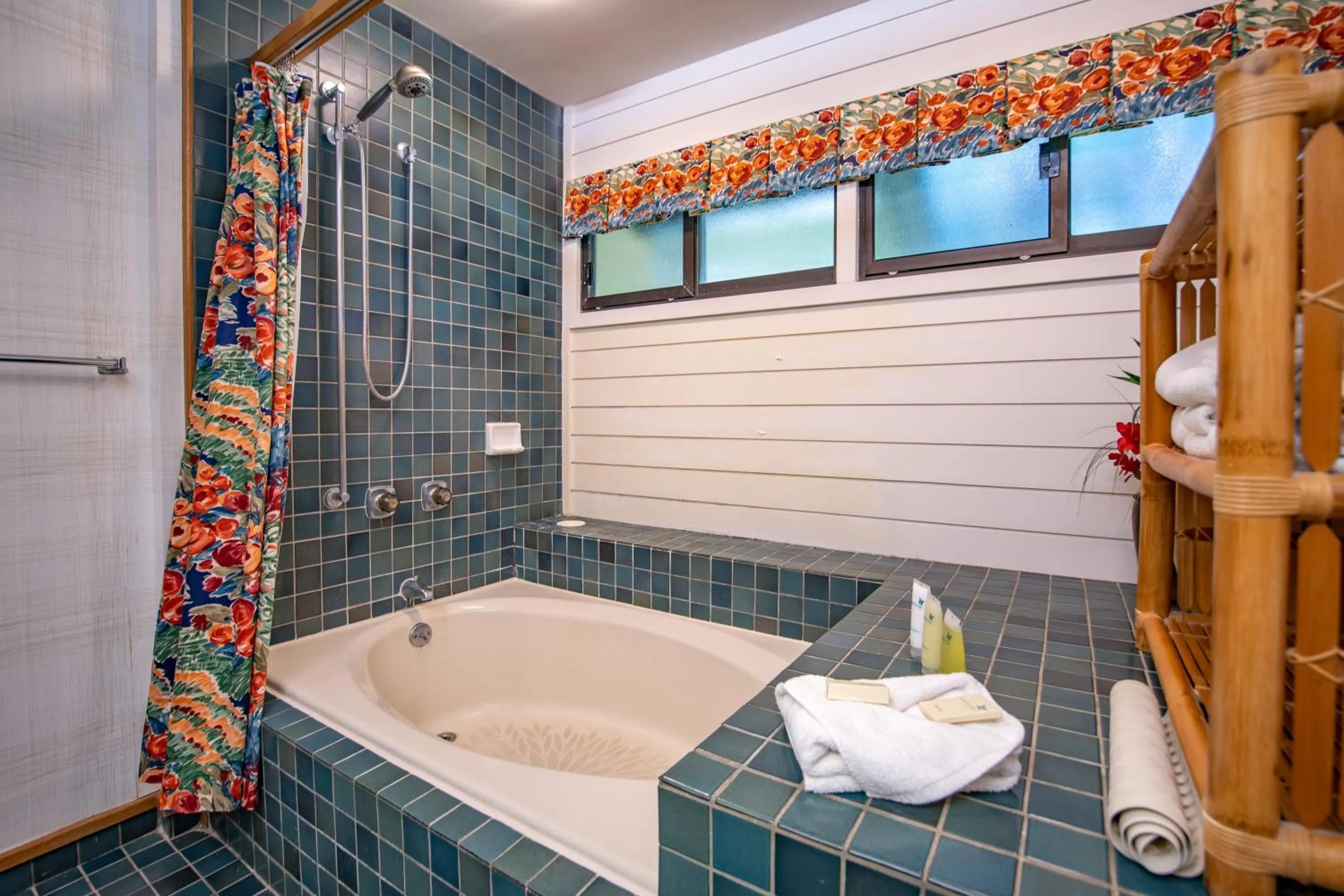 Bath in Kapalua Villas Maui