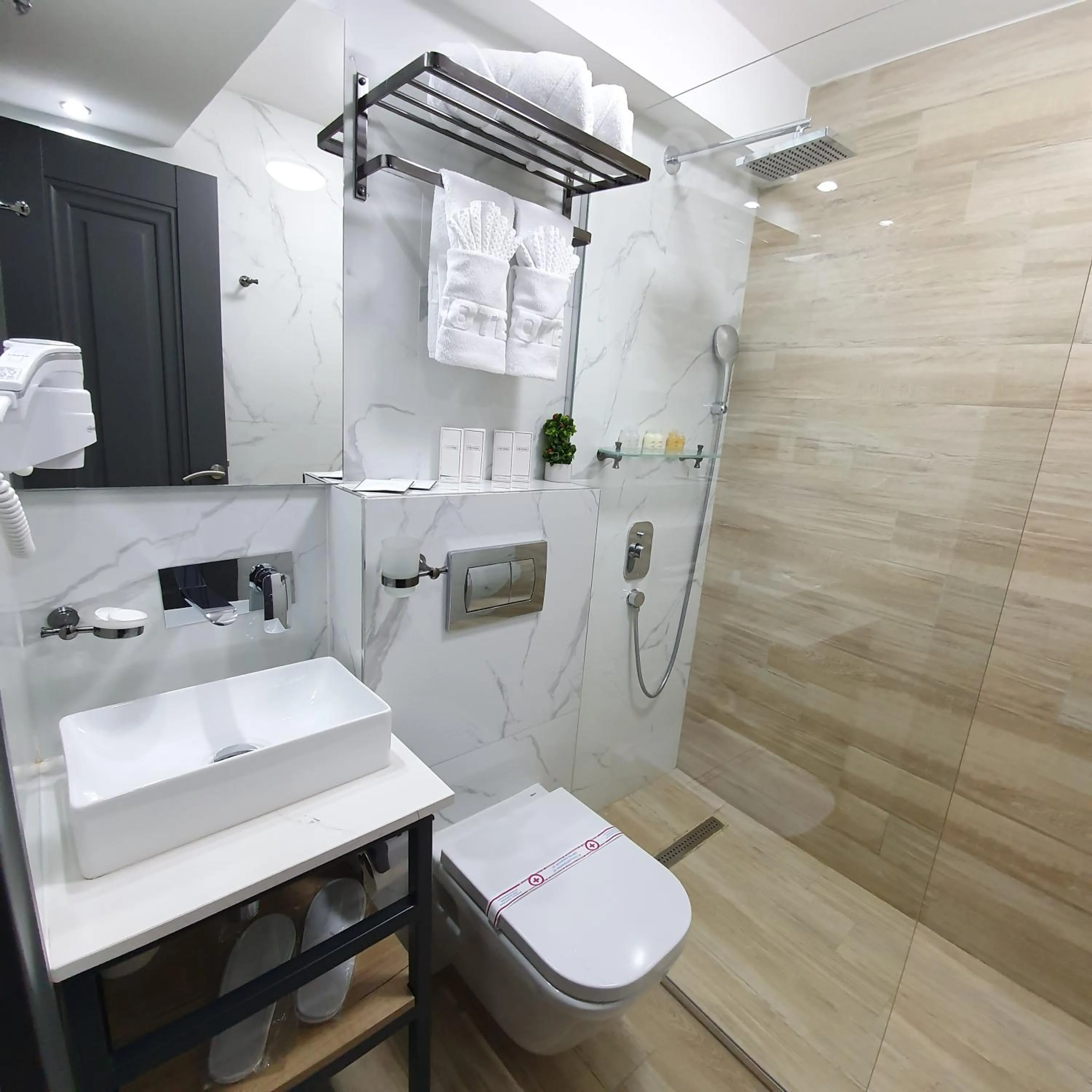 Dream House Hotel & Spa