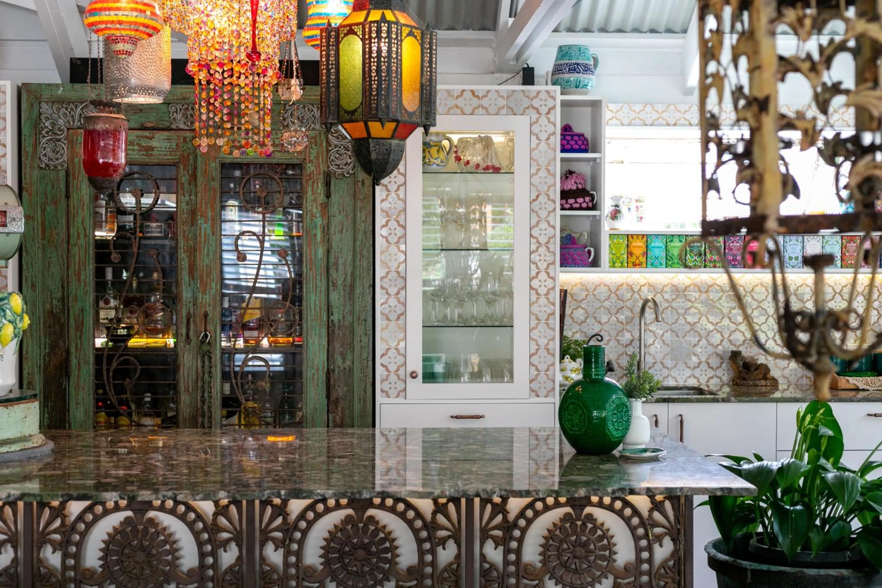 Lounge or bar in Noosa Valley Manor B&B