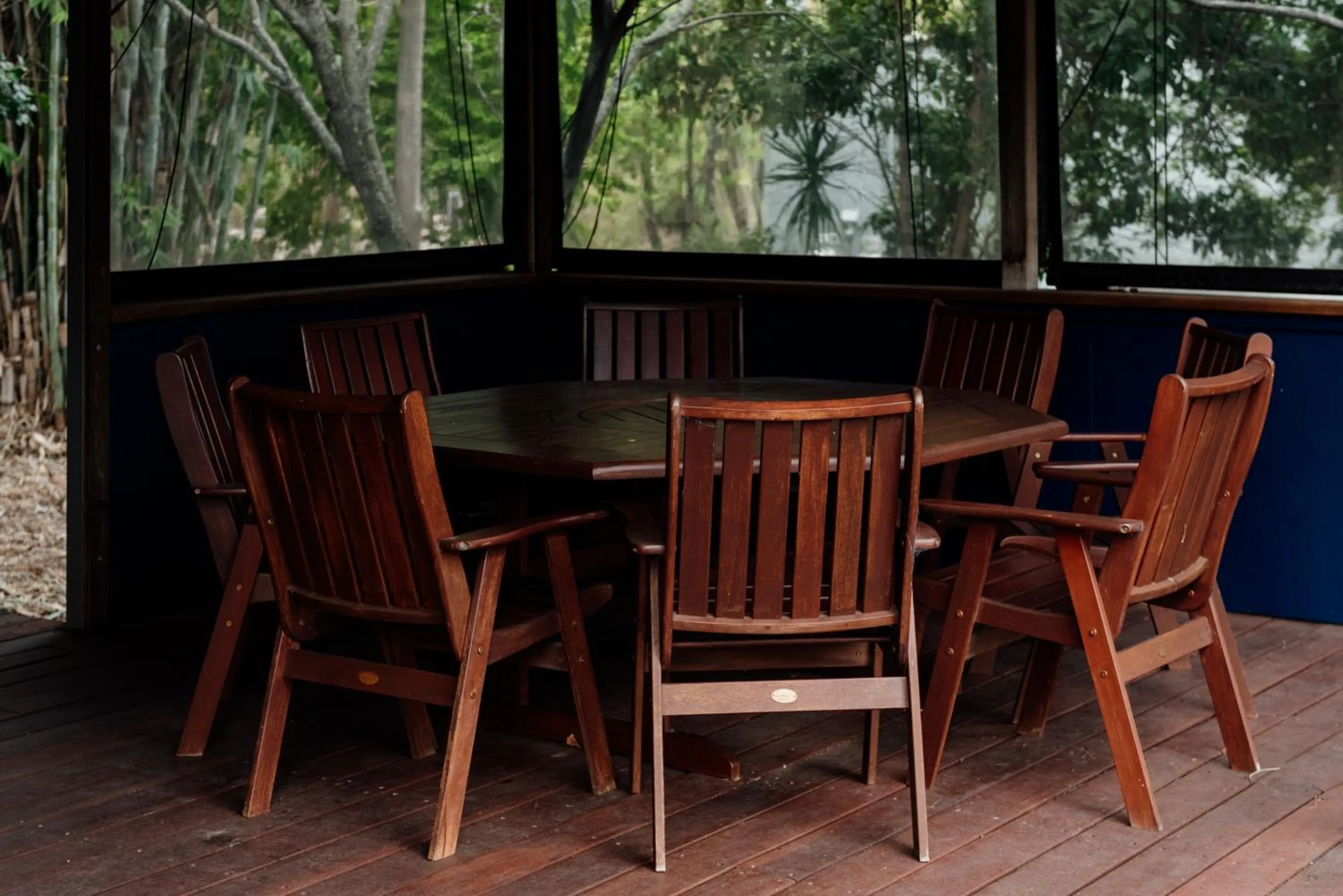 Patio in Tuckeroo Cottages & Gardens - Blue Wren & Kookaburra