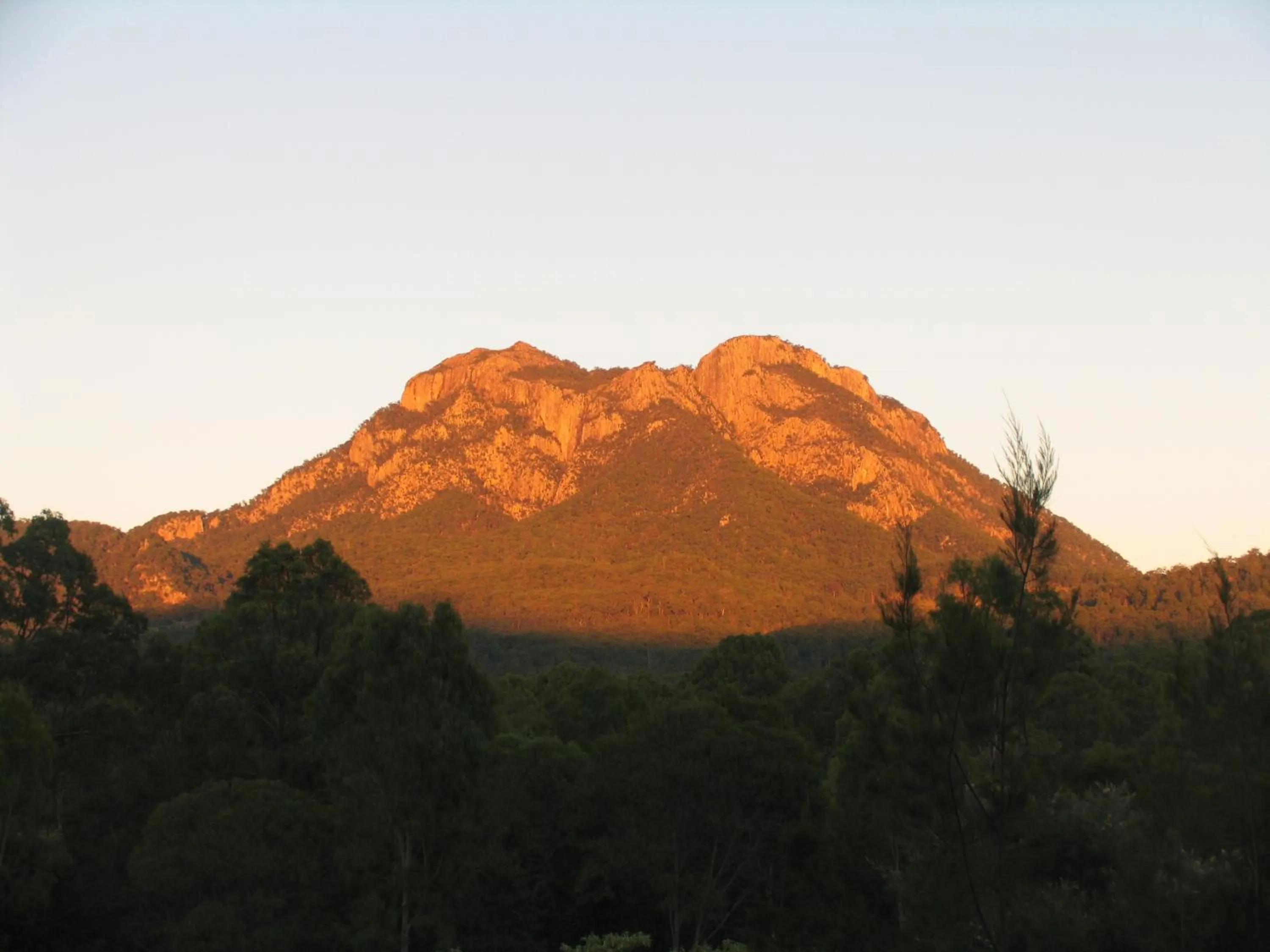 Mountain view in Tuckeroo Cottages & Gardens - Blue Wren & Kookaburra
