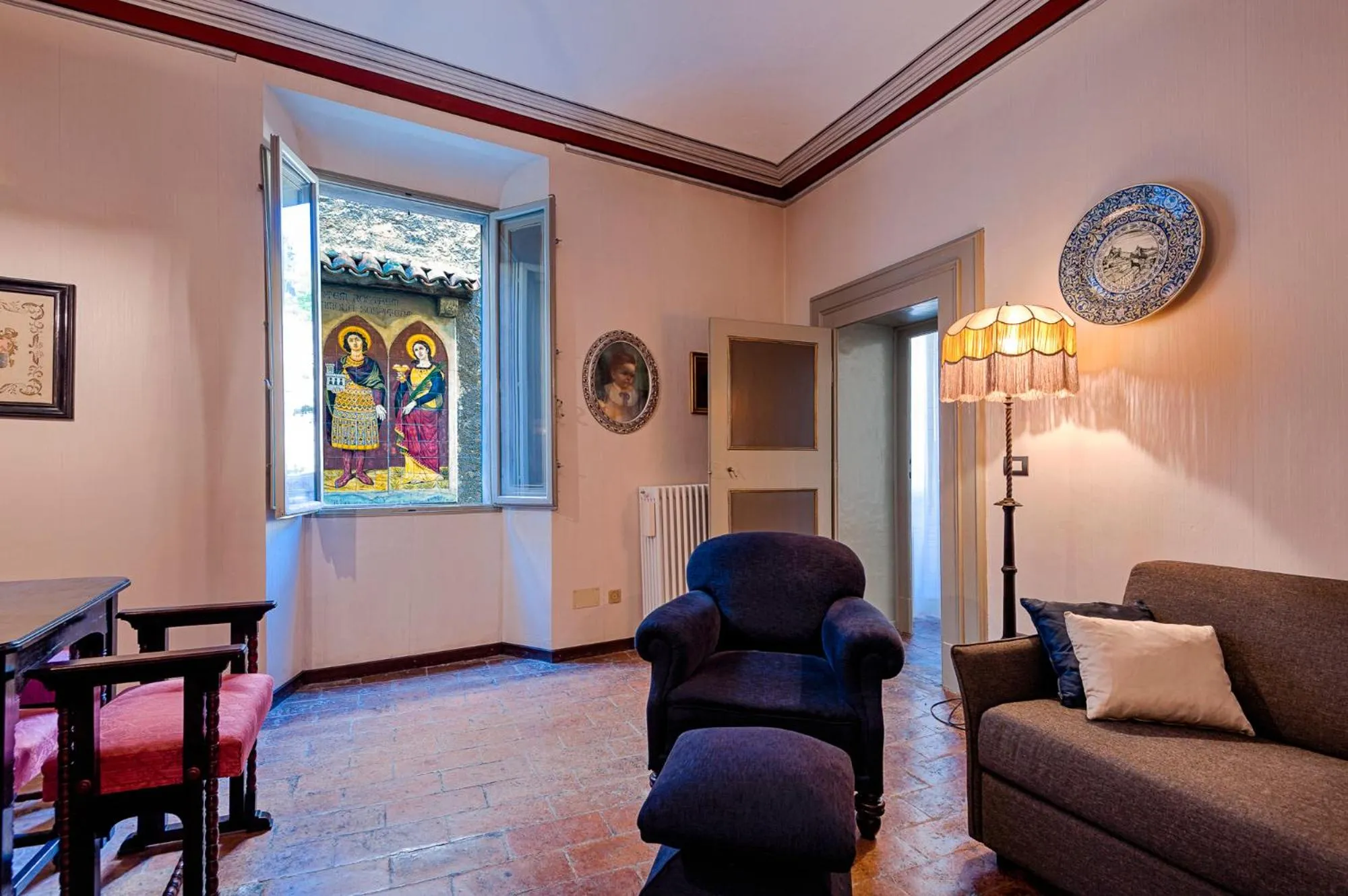 Communal lounge/ TV room in antica bifora rsm