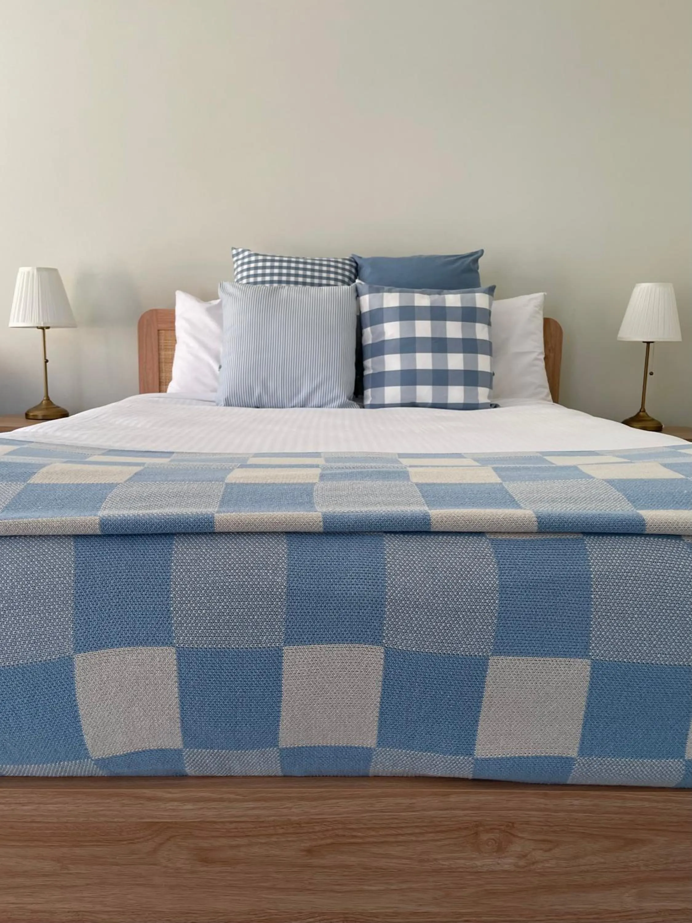 Bed in Euroa Motor Inn