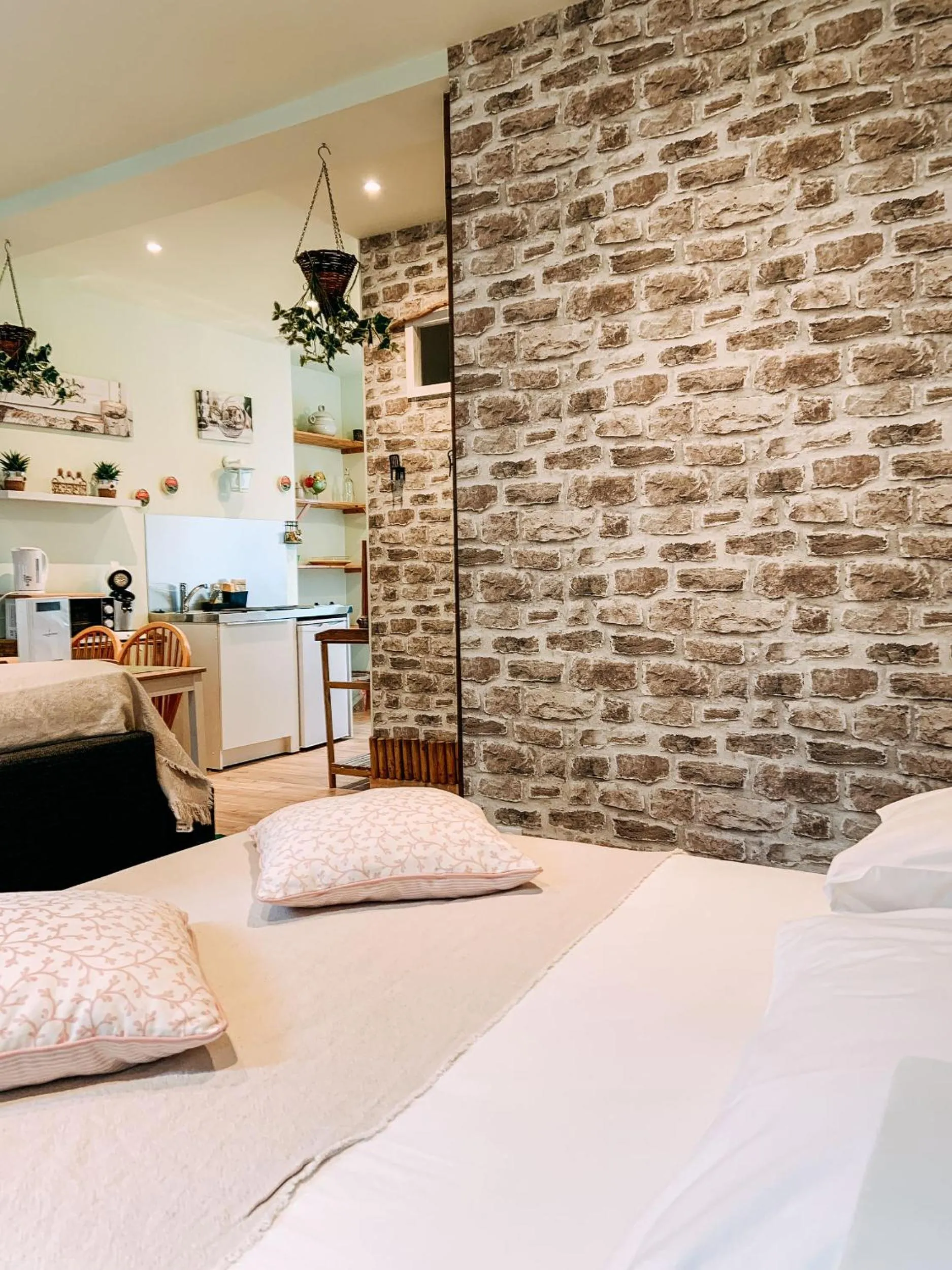 Bedroom, Bed in La villa des souhaits