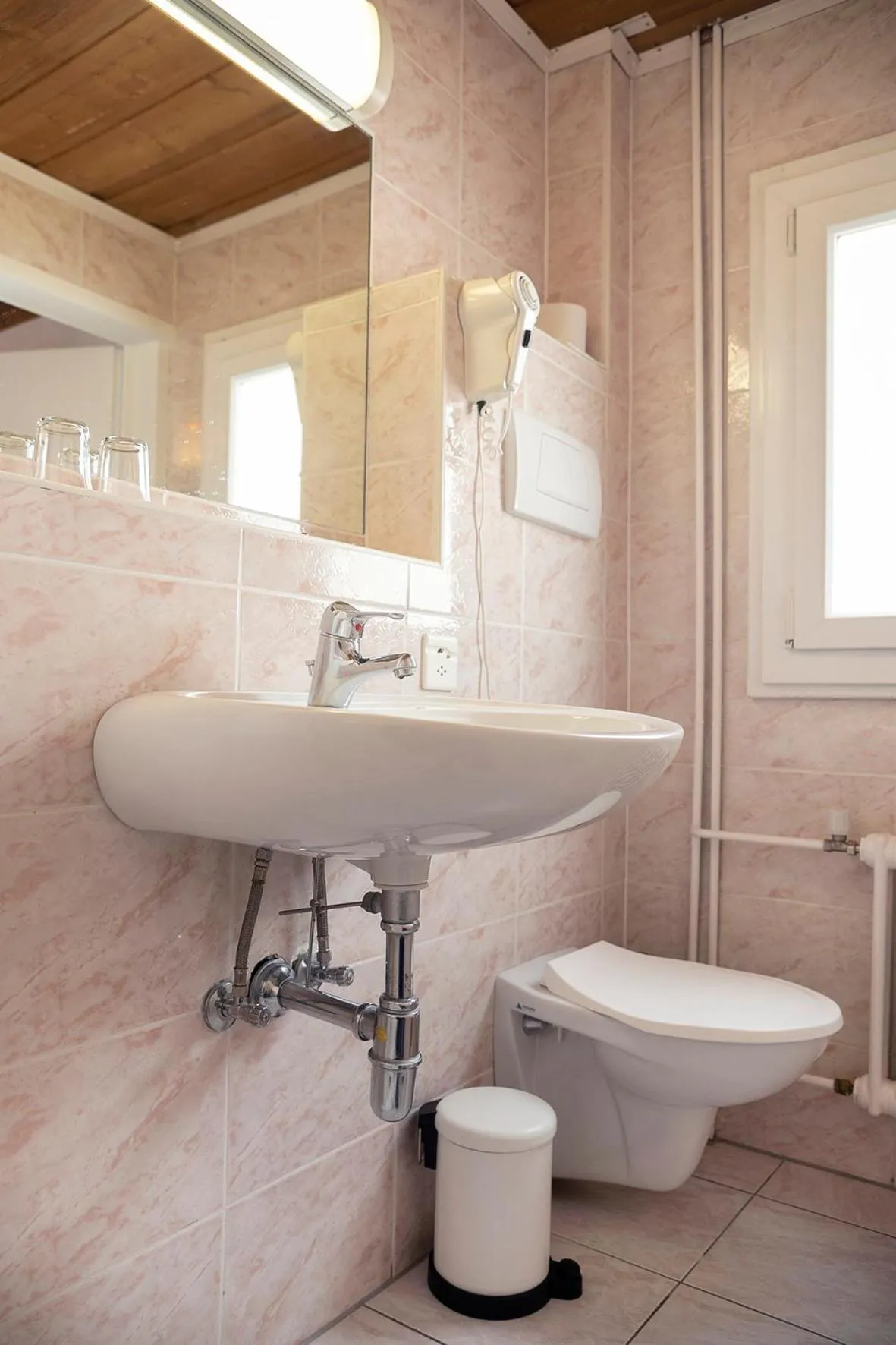 Shower in B&B La Tgamona