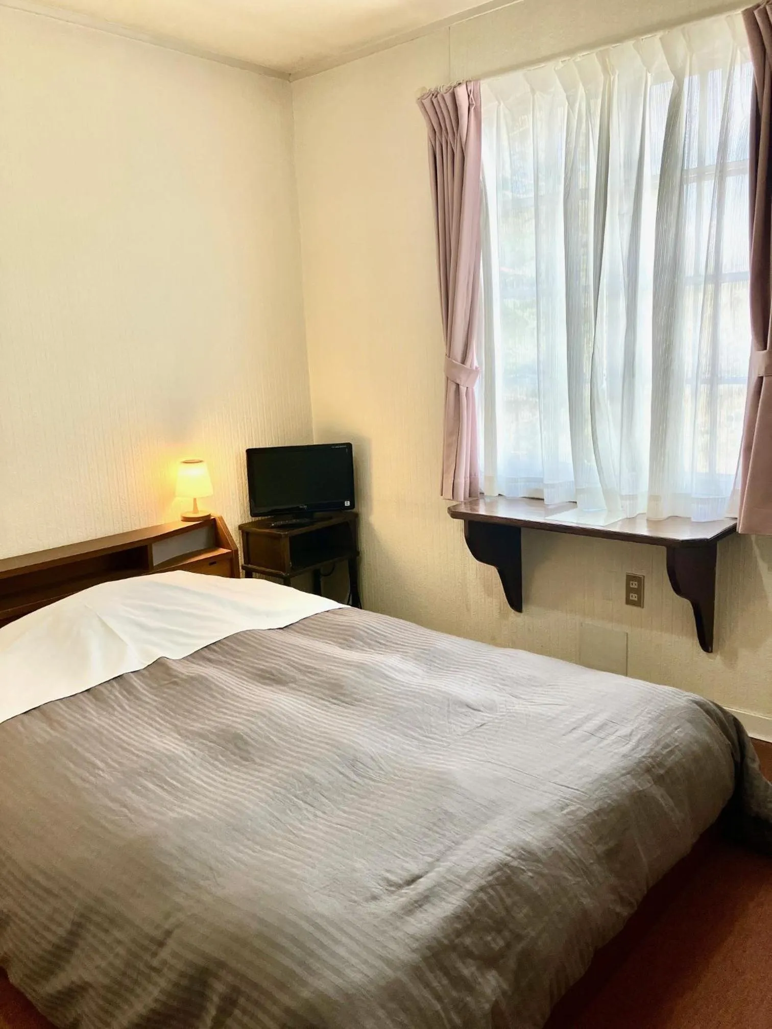 Petit Hotel and Restaurant Air Mail