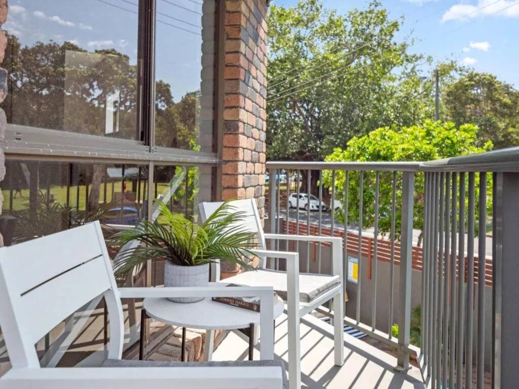 Patio in Ocean Park Motel & Holiday Apartments