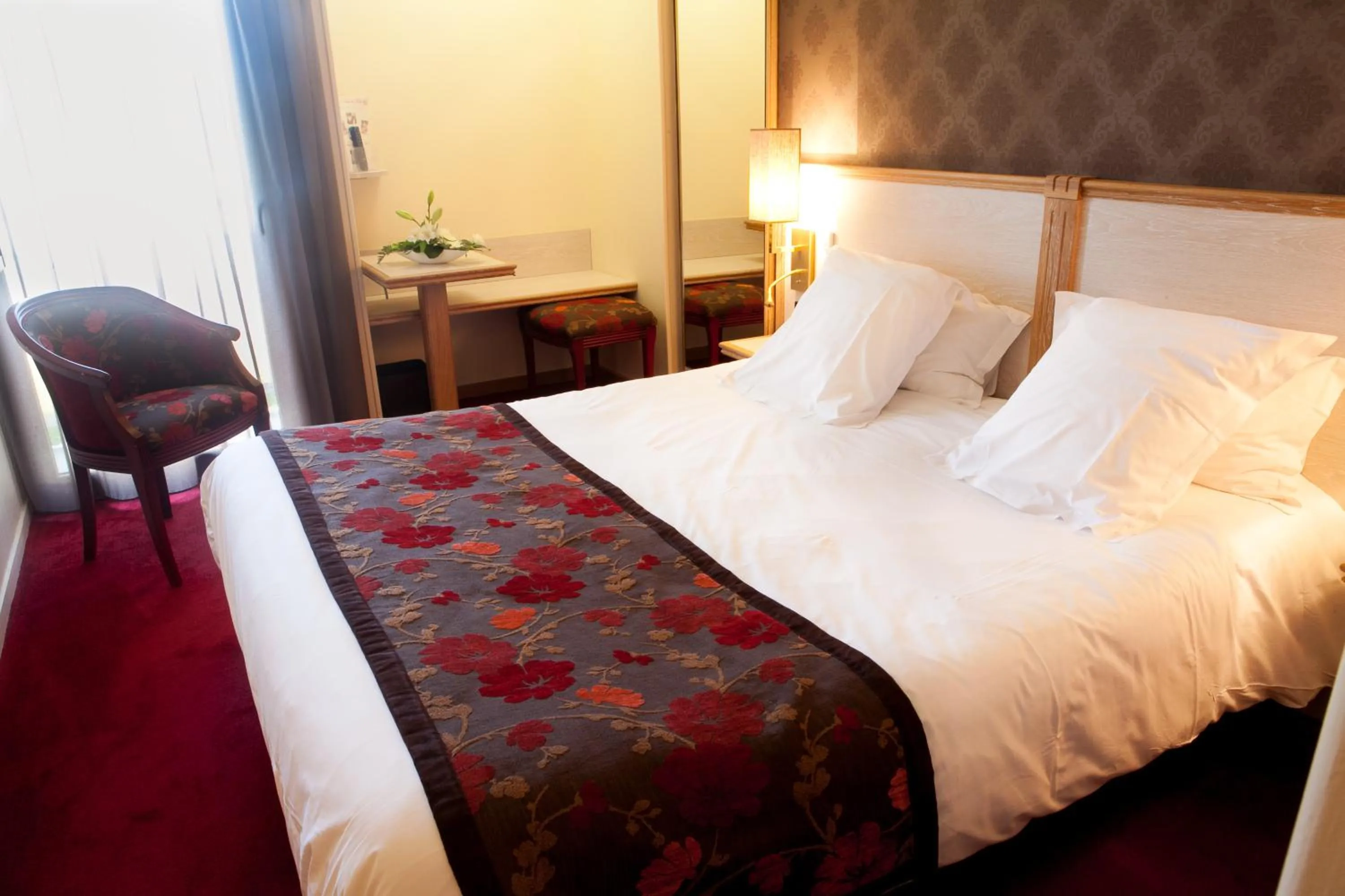 Bed in Le Relais Du Roy