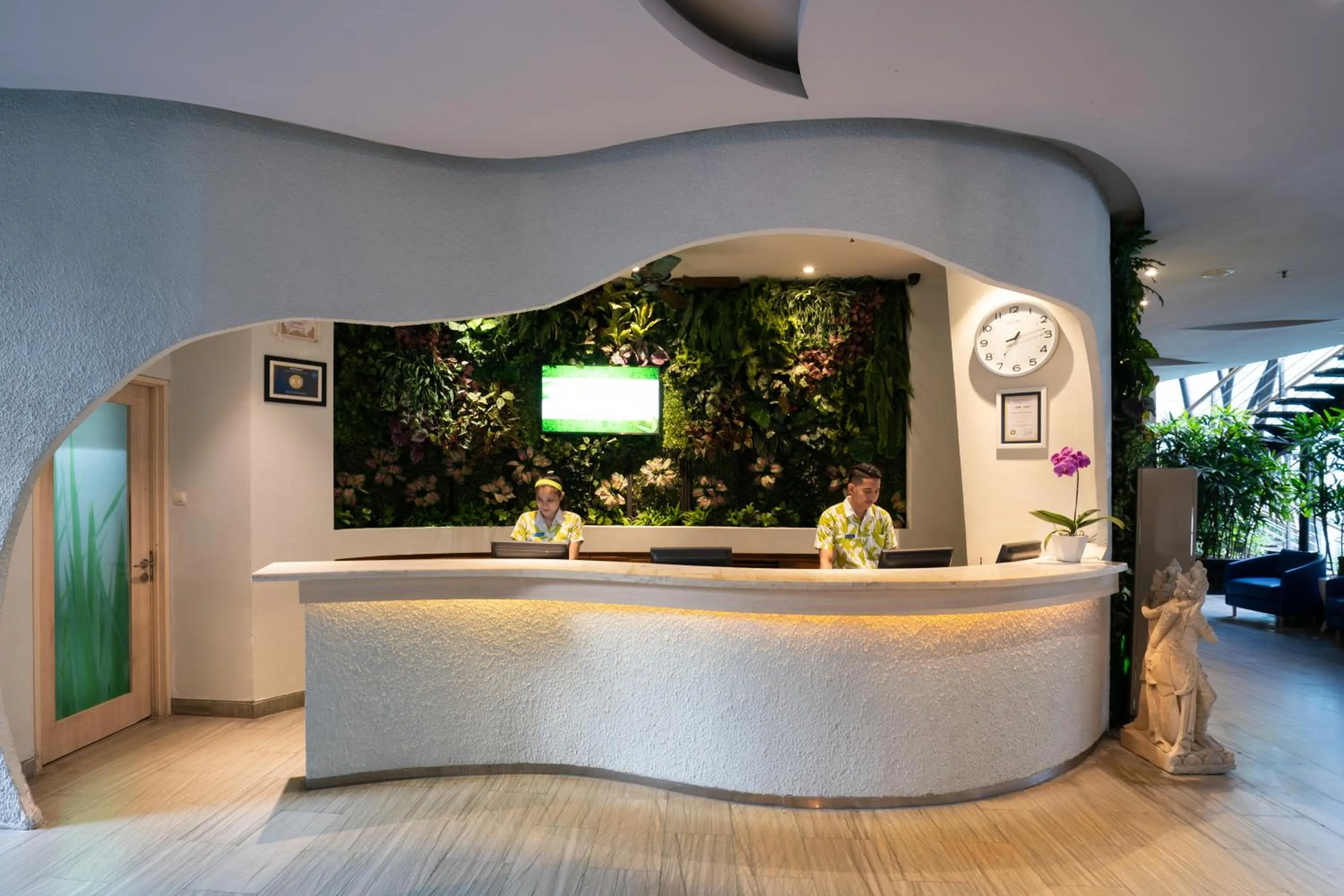 Lobby or reception in EDEN Hotel Kuta Bali