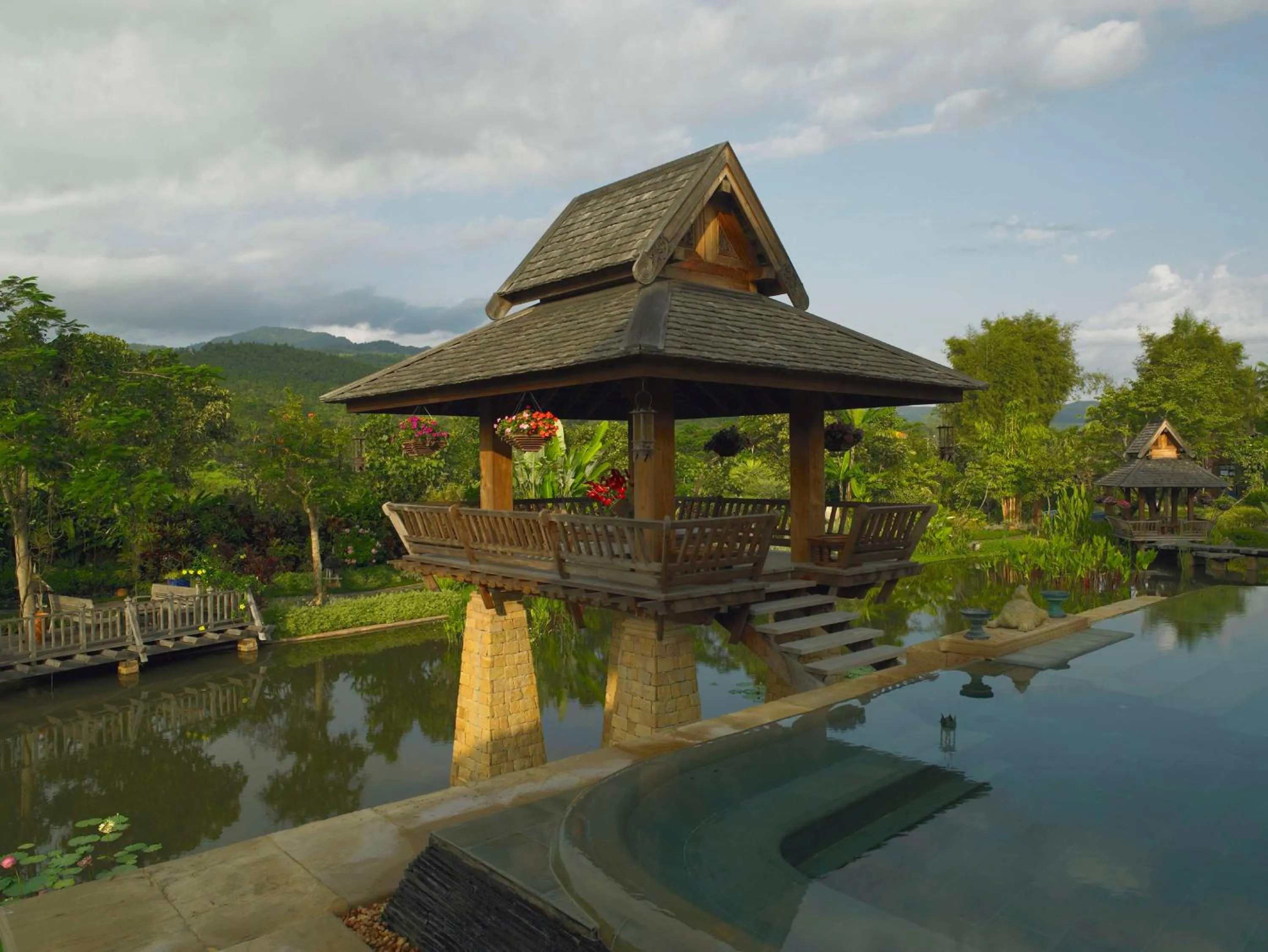 Property building in Howie's HomeStay