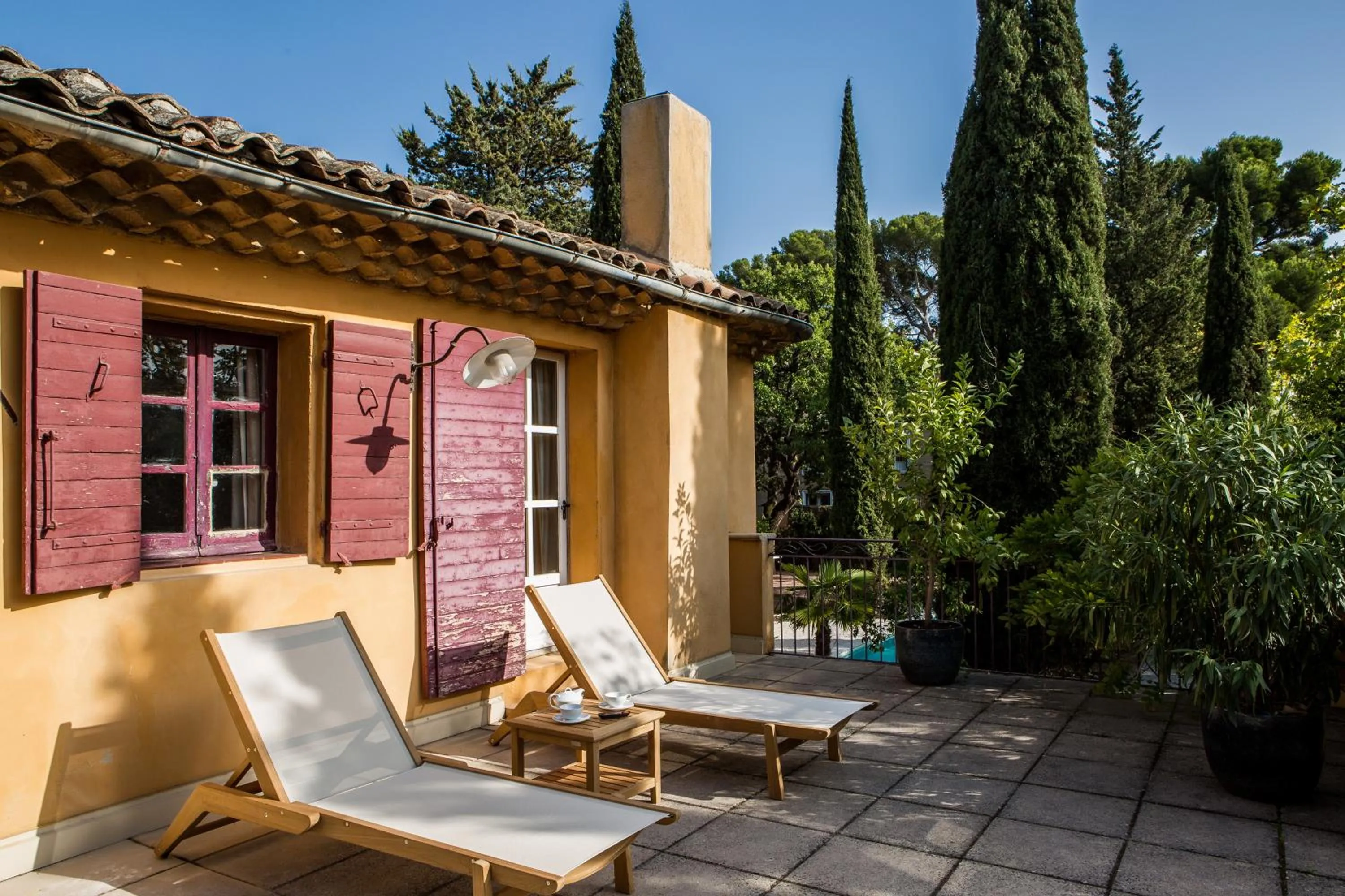 Patio in Le Pigonnet - Esprit de France