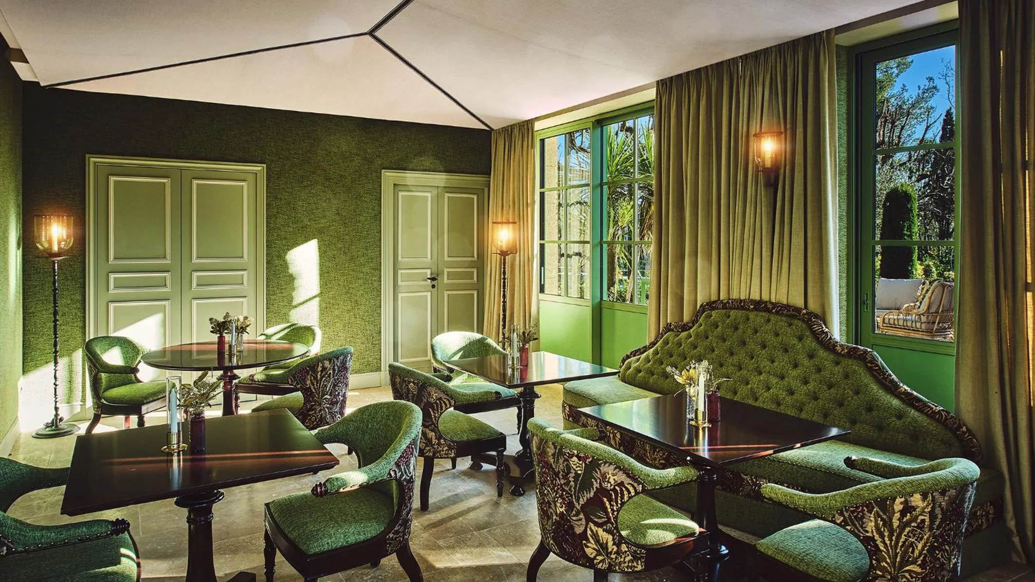 Living room in Le Pigonnet - Esprit de France