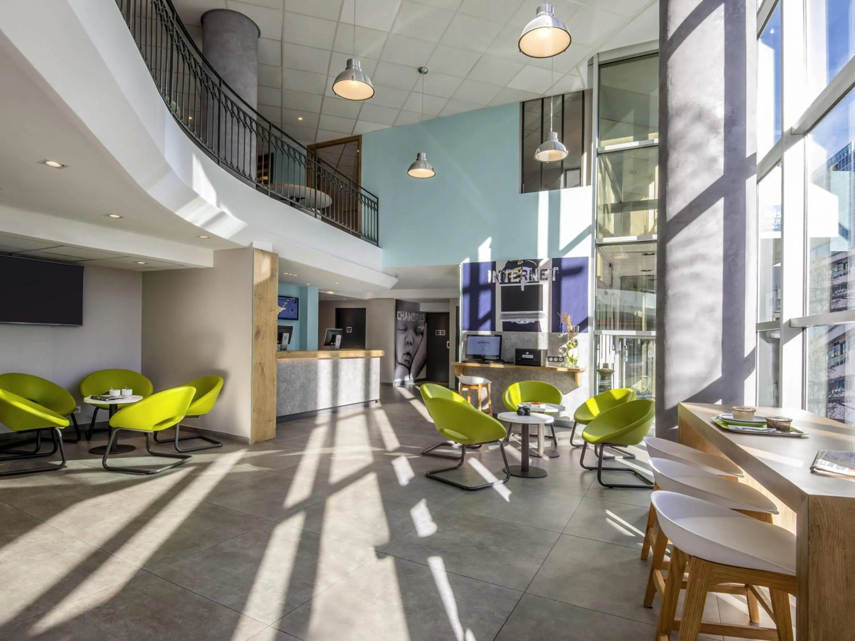 Property building in ibis budget Nice Californie Lenval