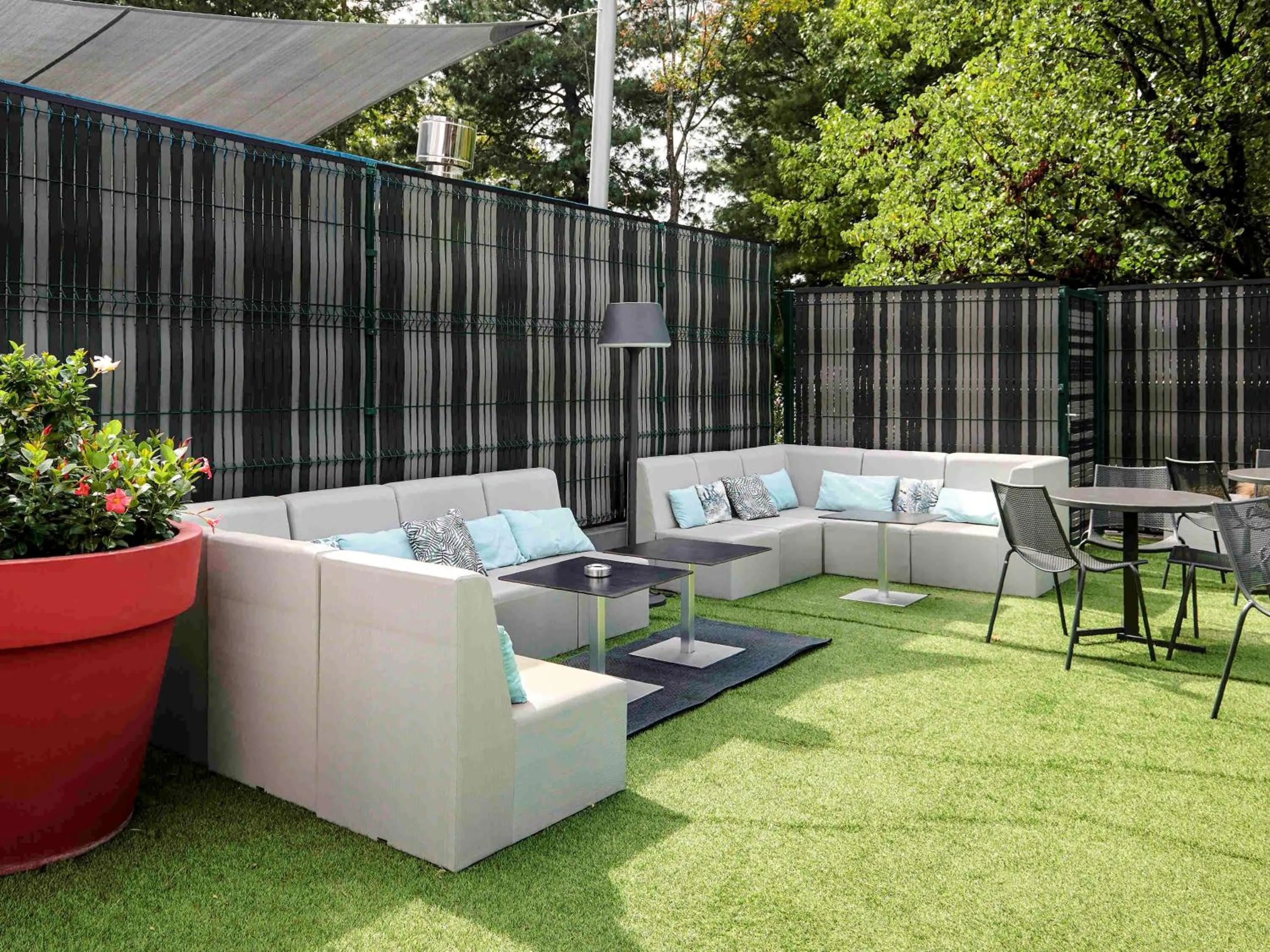 On site in ibis Lyon Gerland Musée des Confluences