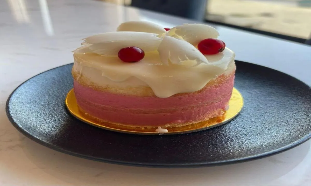 Restaurant/places to eat in Tripper Inn - تريبر إن