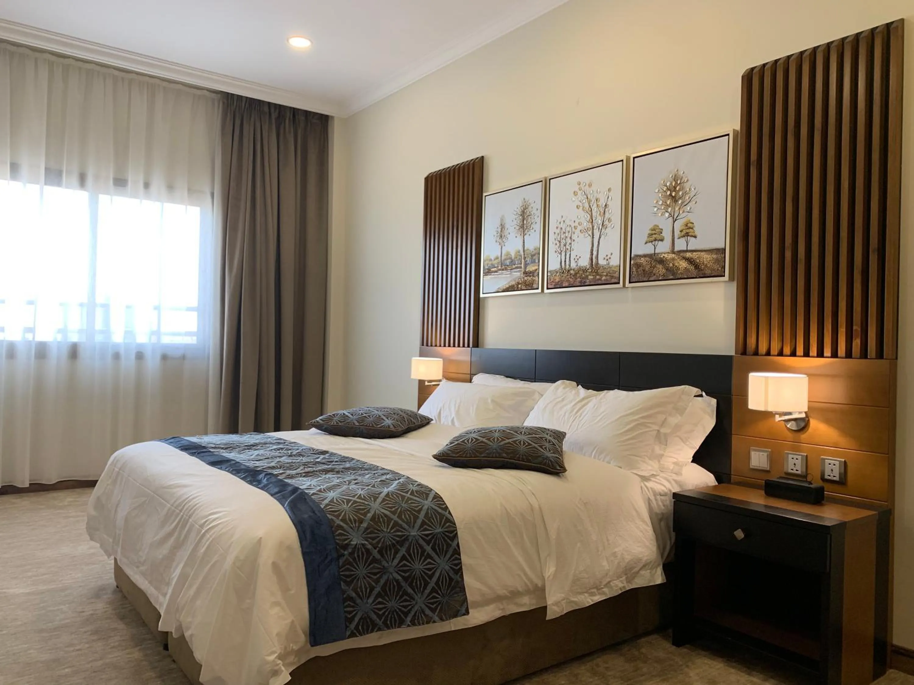 Bed in Tripper Inn - تريبر إن