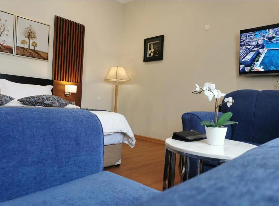 Bed in Tripper Inn - تريبر إن