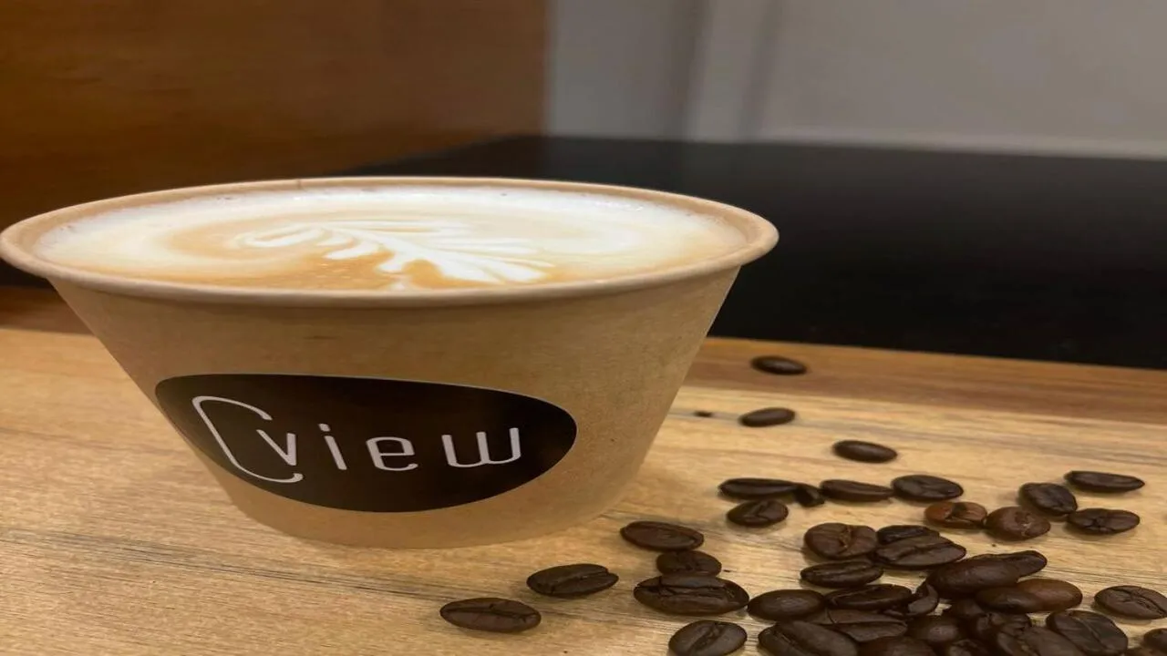 Coffee/tea facilities in Tripper Inn - تريبر إن