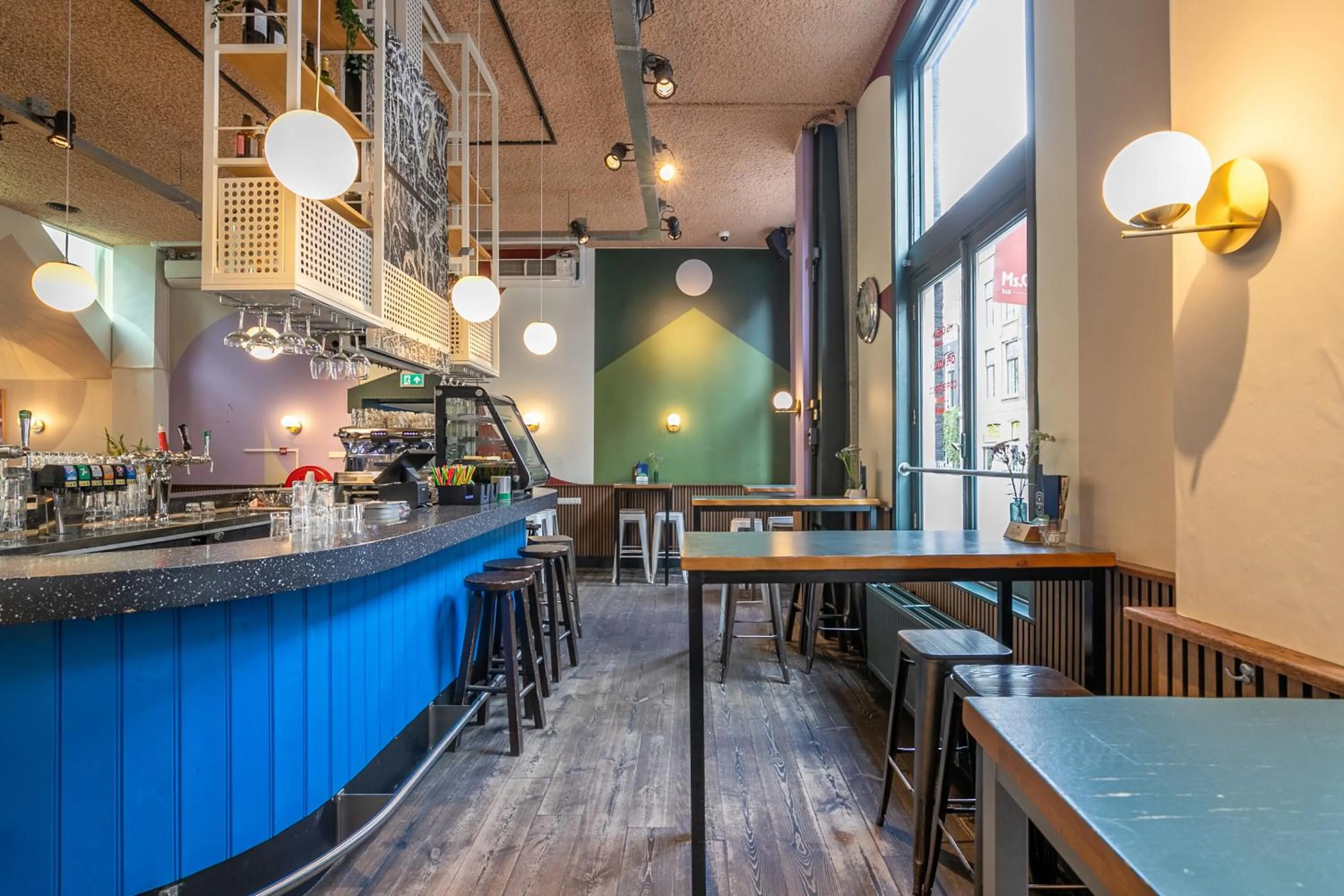 Restaurant/places to eat in Hans Brinker Hostel Amsterdam