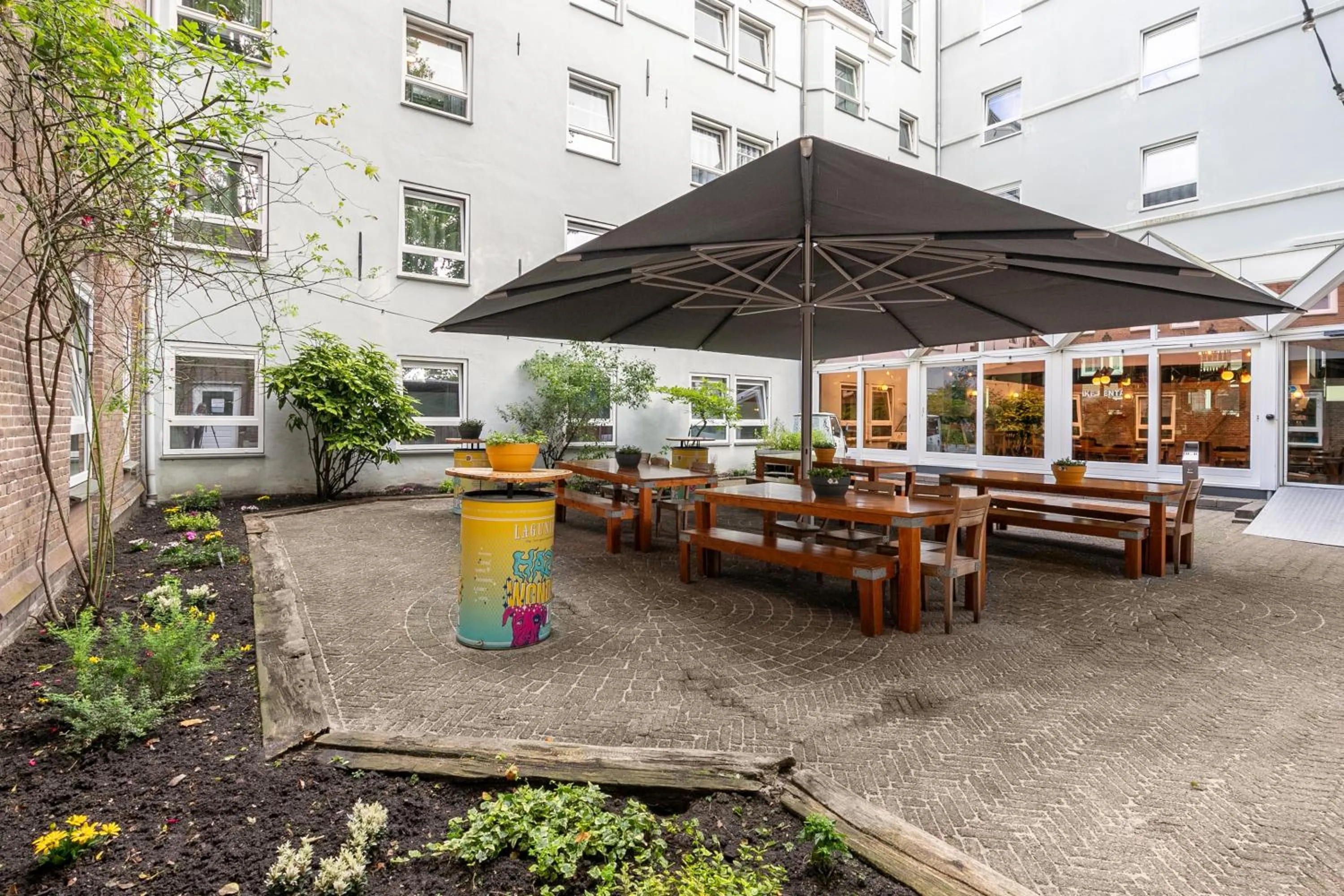 Garden in Hans Brinker Hostel Amsterdam